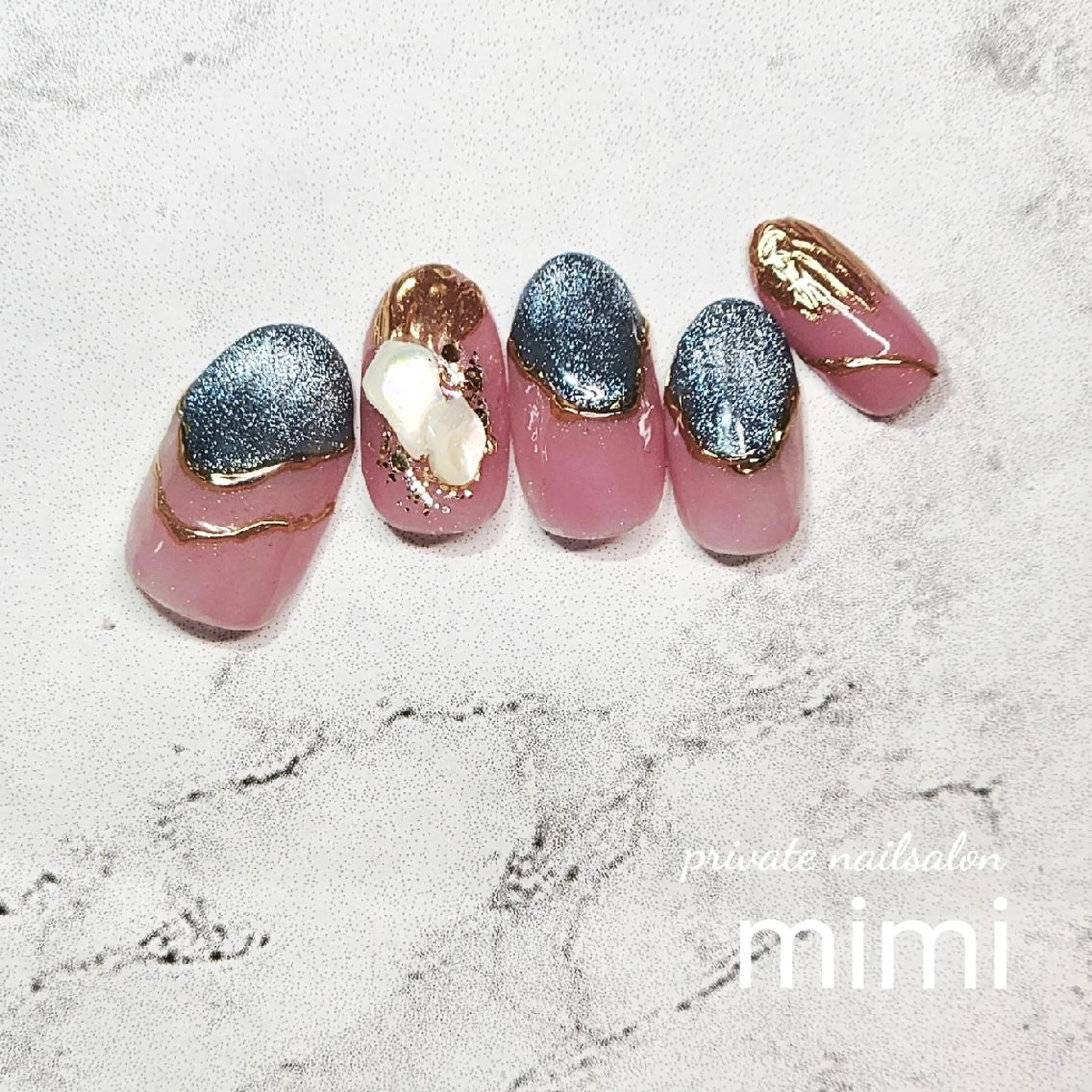 ネイル マグネットネイル ネイビー ニュアンスネイル 博多ネイル ｍｉｍｉのネイルデザイン