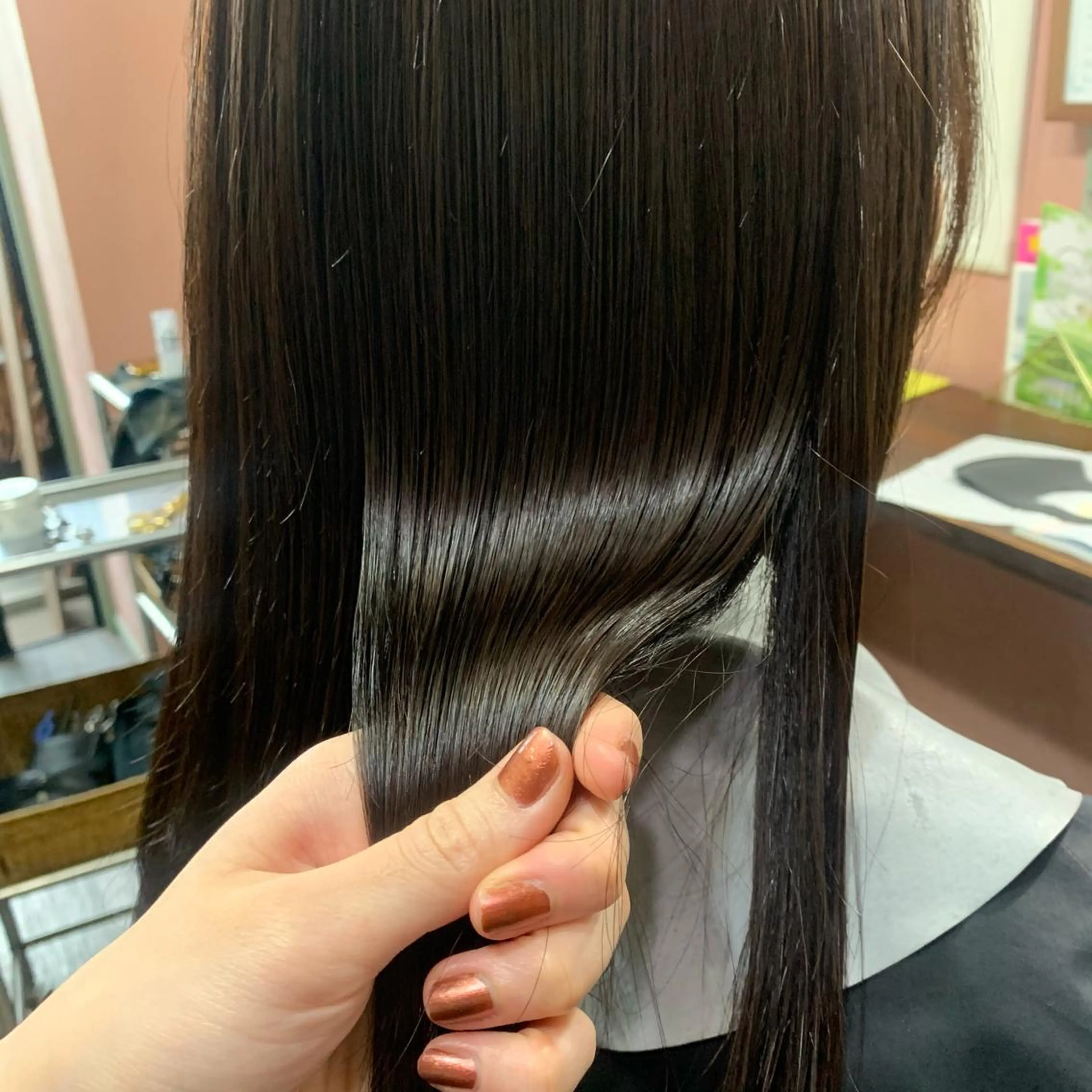 セミロング トリートメント chouette シュエットのヘアスタイル