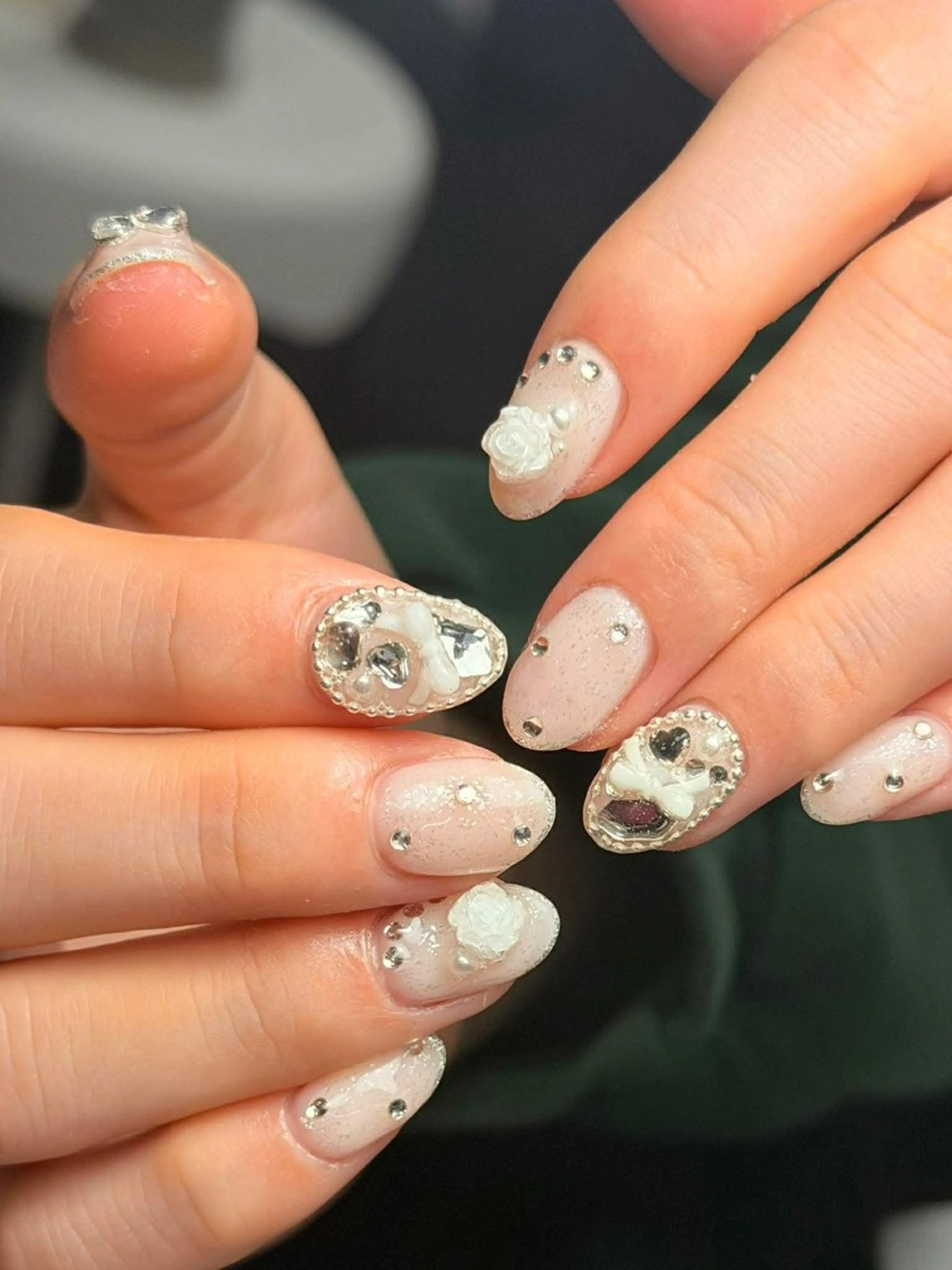 ネイル 韓国ネイル 持ち込み ニュアンスネイル ネイルチップ 冬ネイル RINN ANA.CHUOのネイルデザイン