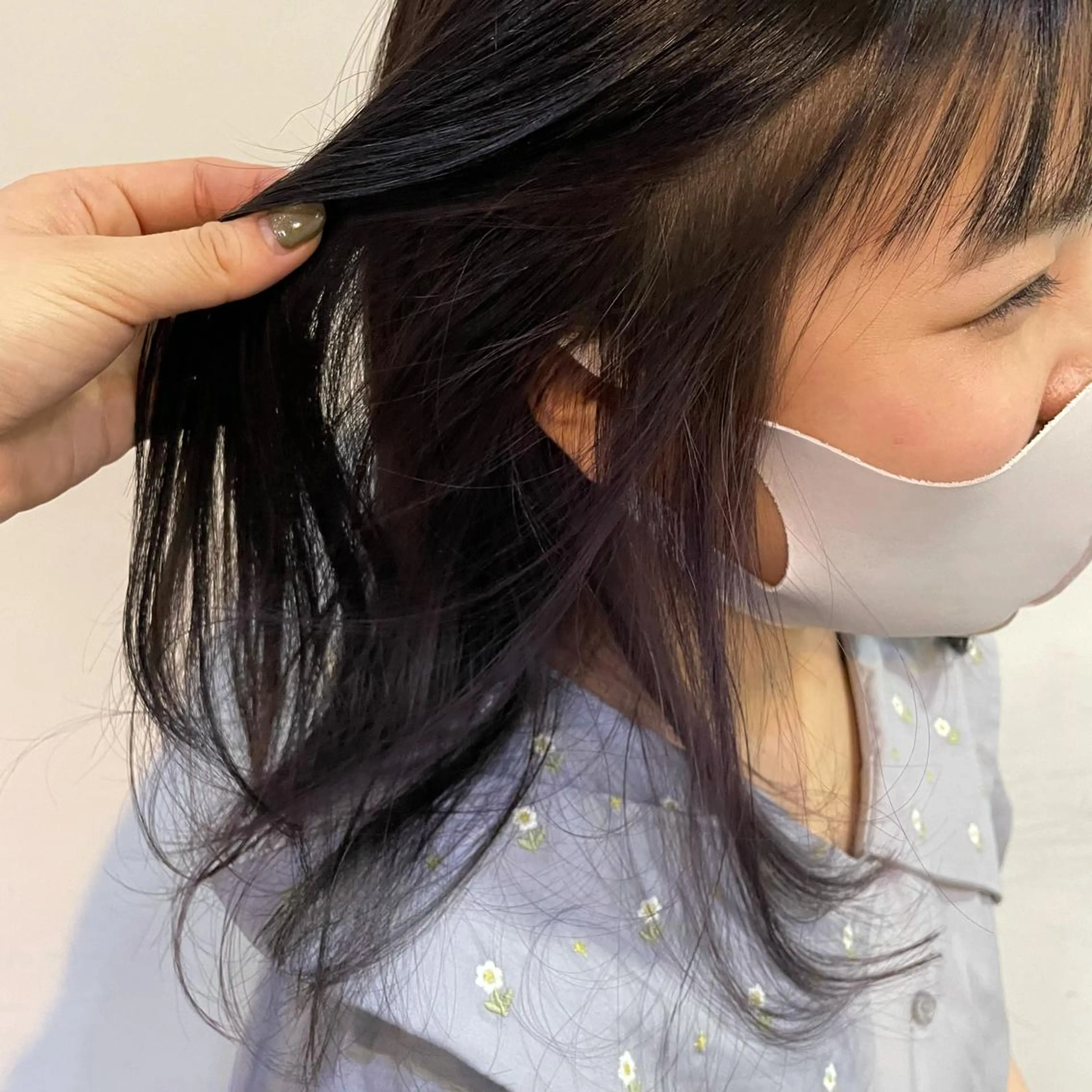 セミロング カラー silo所属・silo MOKA 顔周りカット🦦のヘアスタイル