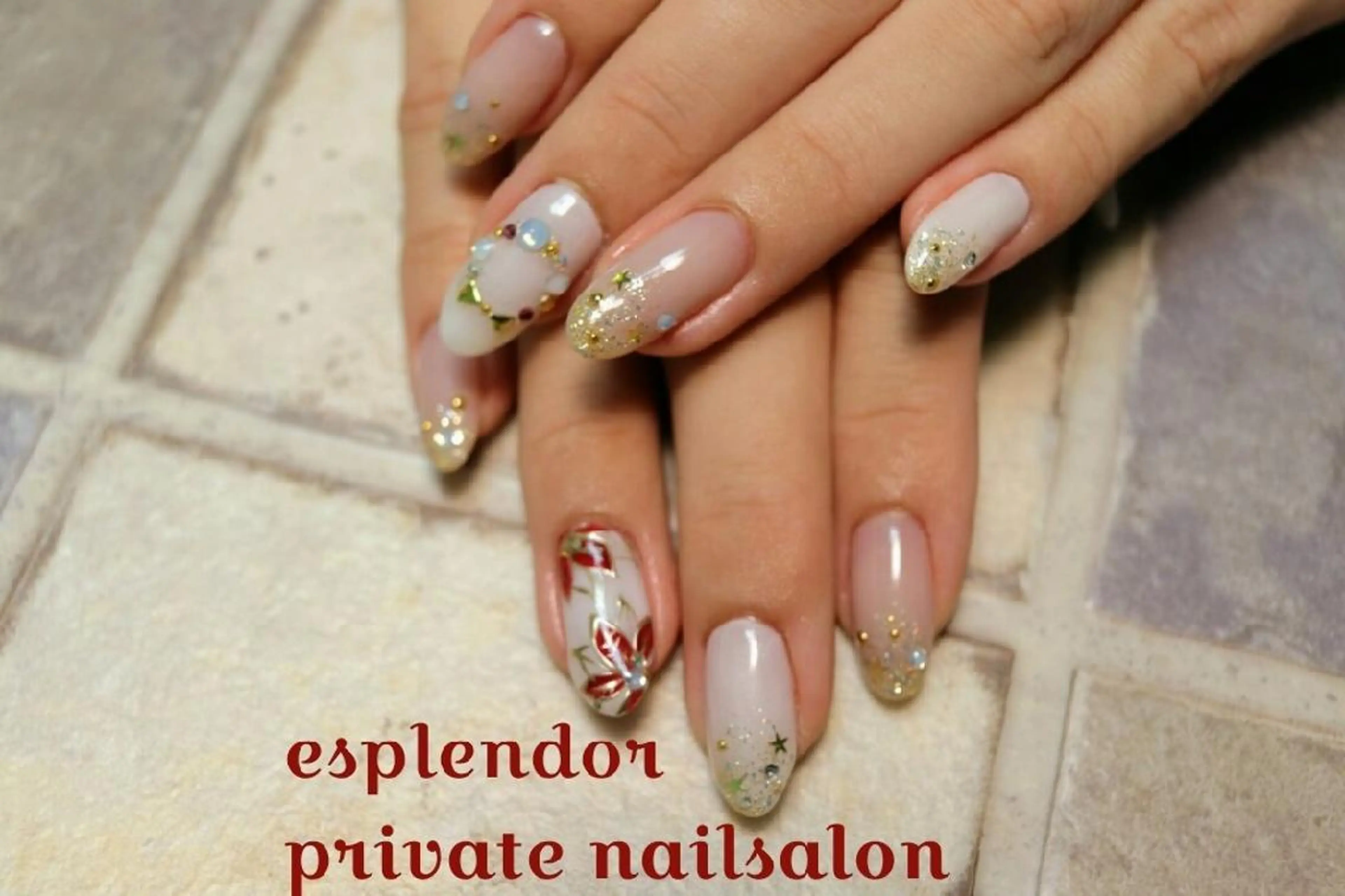 ネイル 冬ネイル クリスマス esplendor  エスプレンドル所属・esplendor  エスプレンドルのネイルデザイン