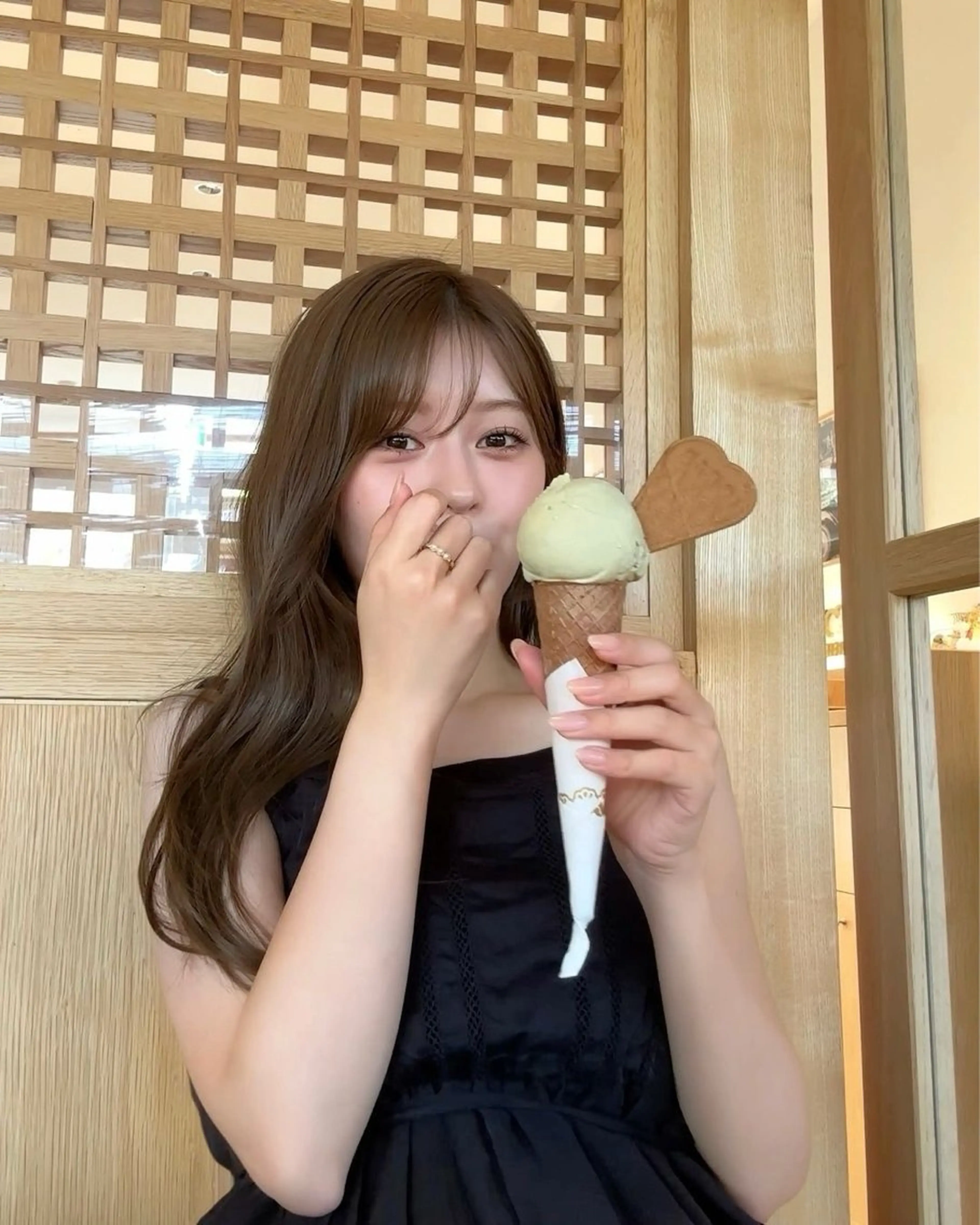 ロング カラー カット ヘアカラー トリートメント 莉乃/縮毛矯正/髪質 改善/艶カラーのヘアスタイル