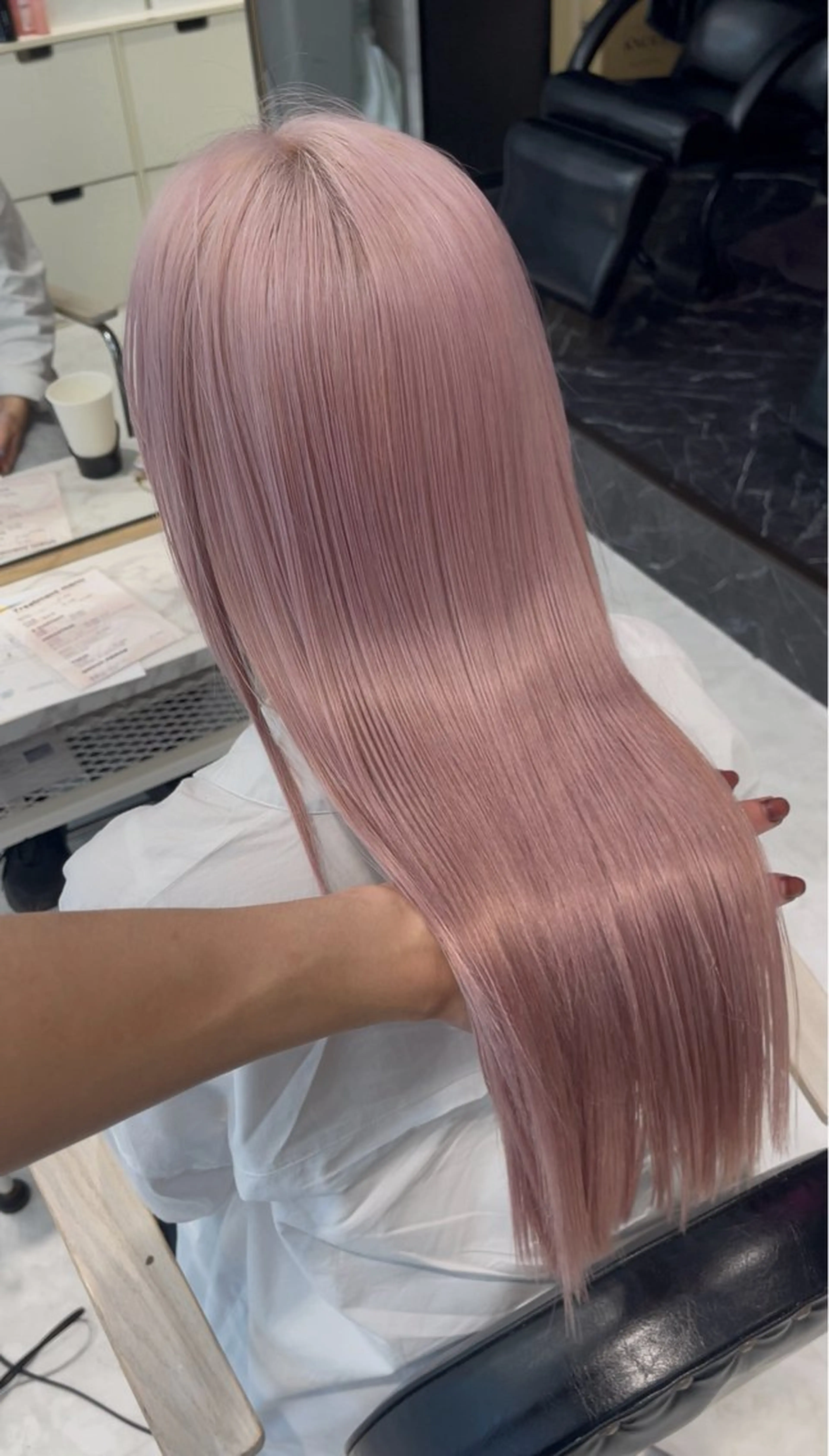 ロング カラー ヘアカラー トリートメント TENSHO ハイトーンレイヤーのヘアスタイル