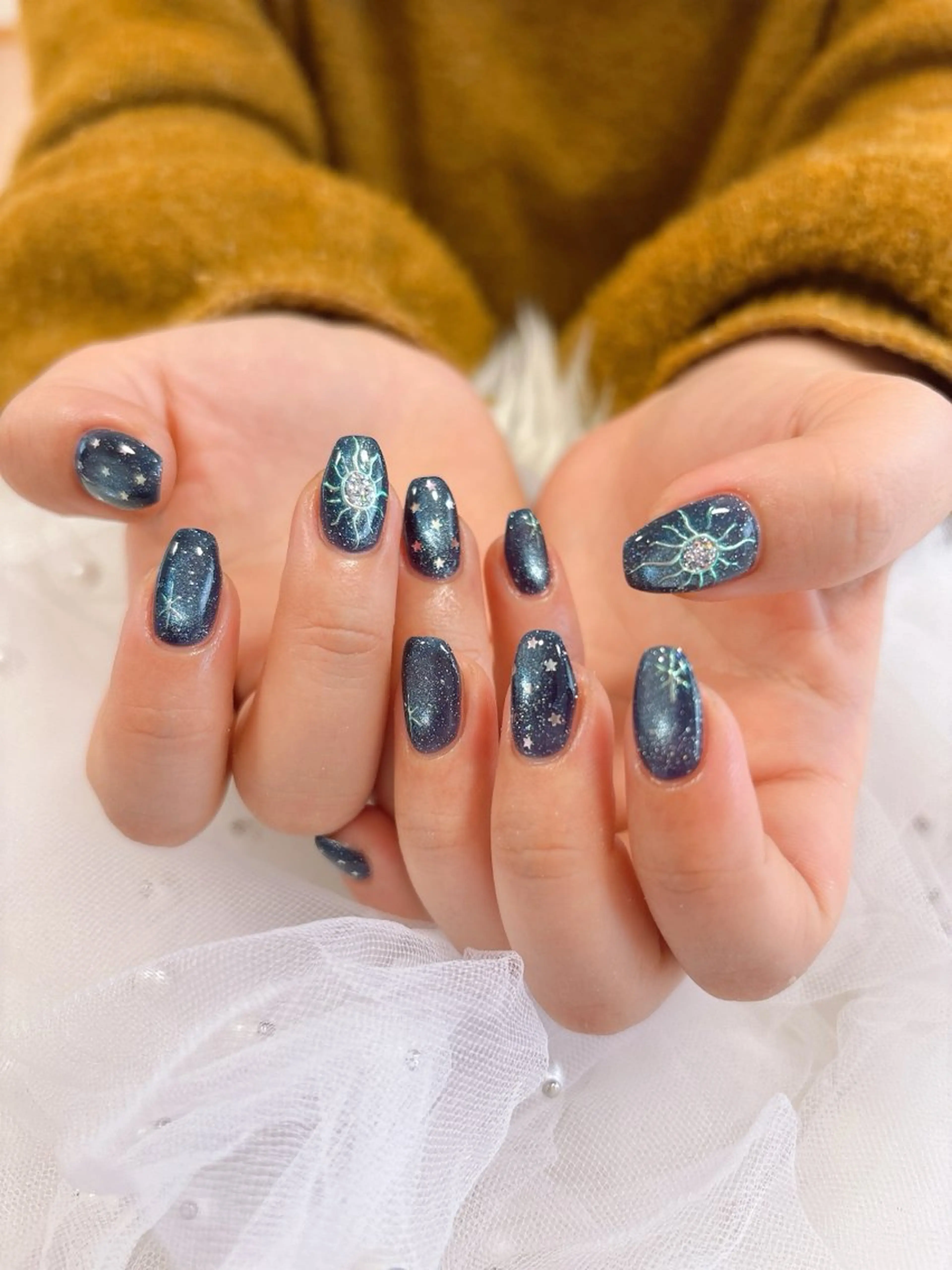 ミディアム ハンドネイル Nail Salon Rinosh所属・Rinosh Haruのネイルデザイン