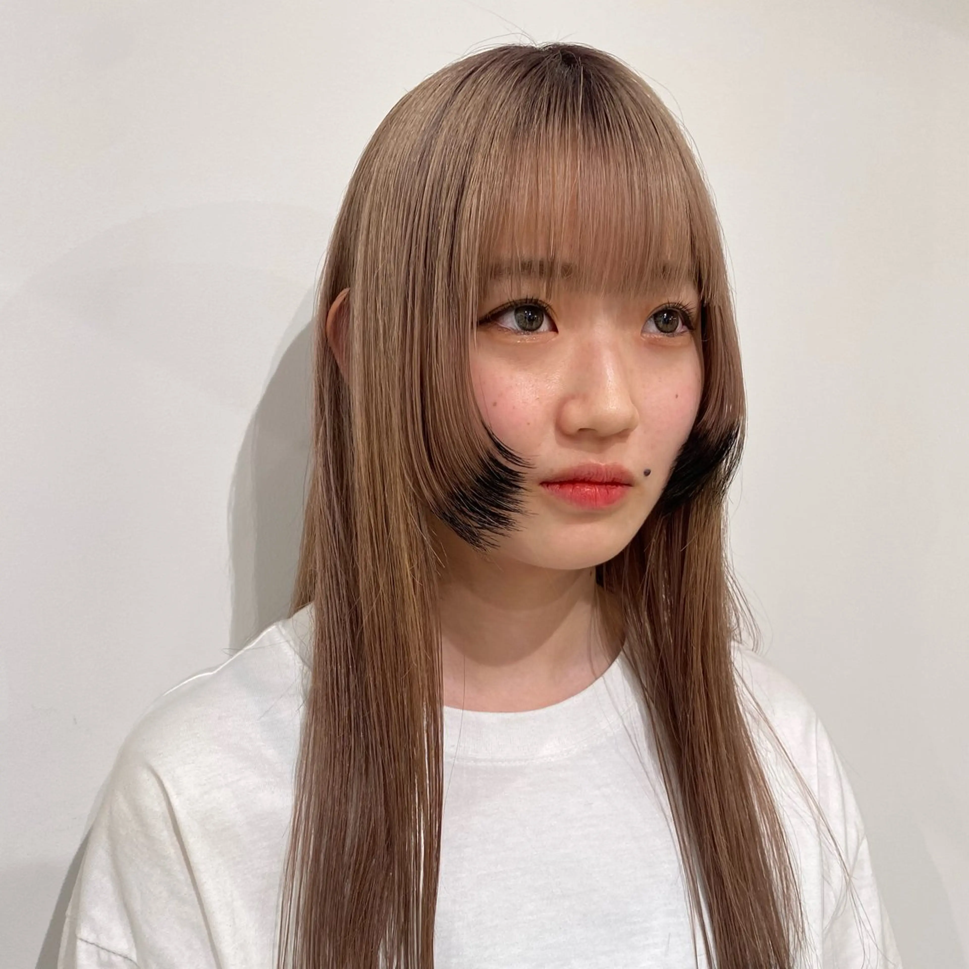 カラー ヘアカラー ベージュ/暖色🧸 ハイトーン/ninaのヘアスタイル