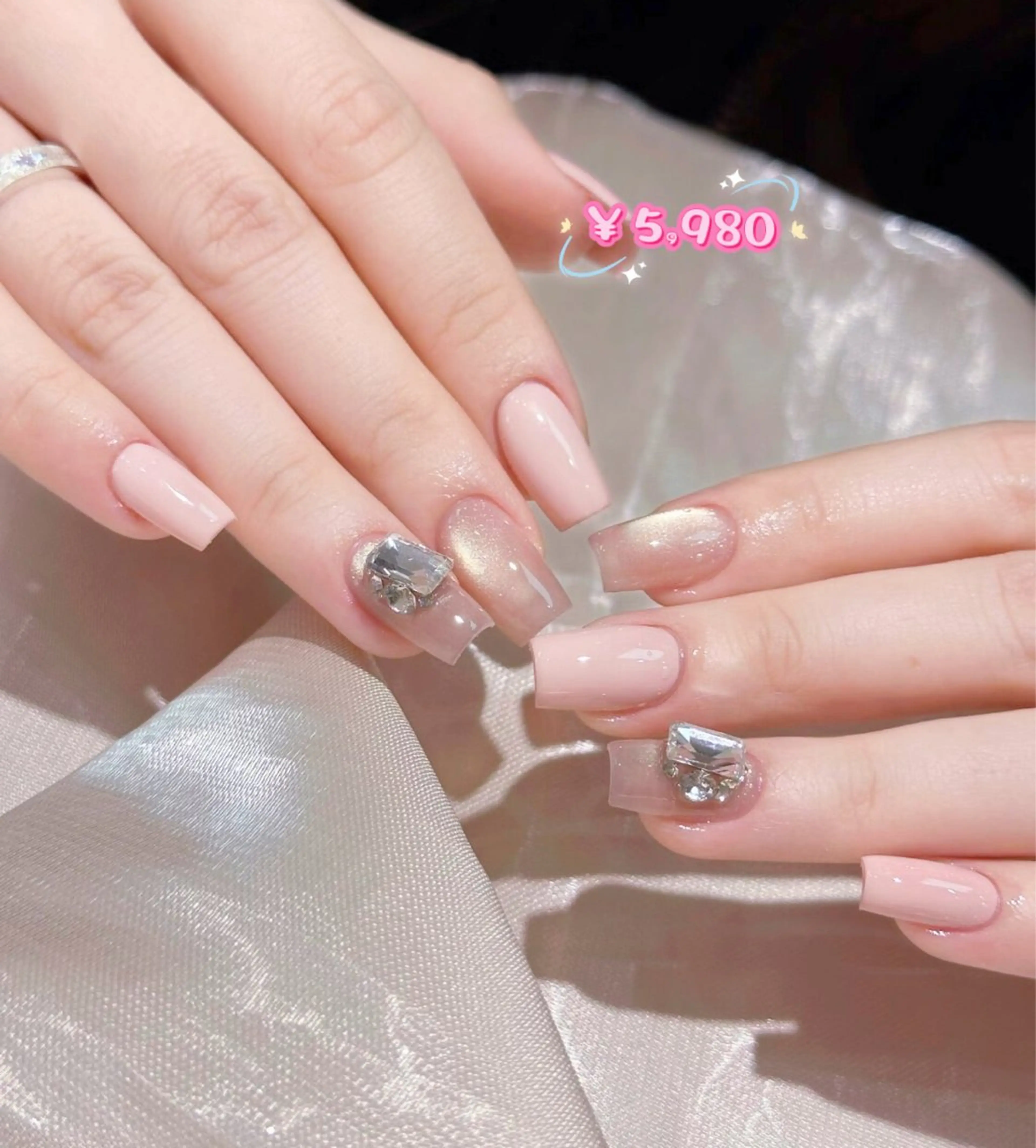 ネイル ラベンダーネイルサロン所属・日暮里🌷 ゆな（ネイル）のネイルデザイン