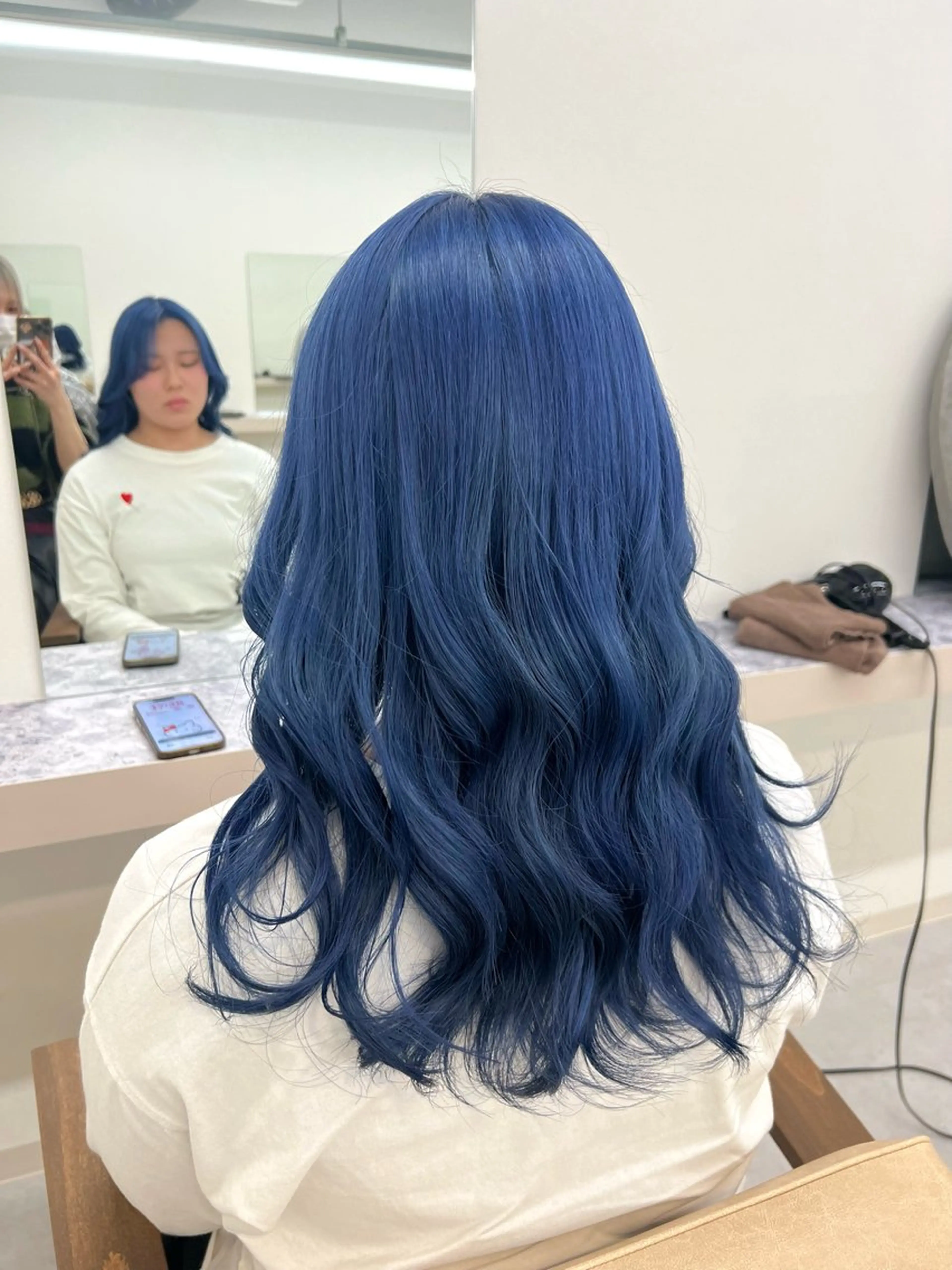 セミロング カラー ブリーチ ブルーカラー ケアブリーチ ヘアカラー トリートメント ブリーチカラー🦋‪ 田中さくらのヘアスタイル