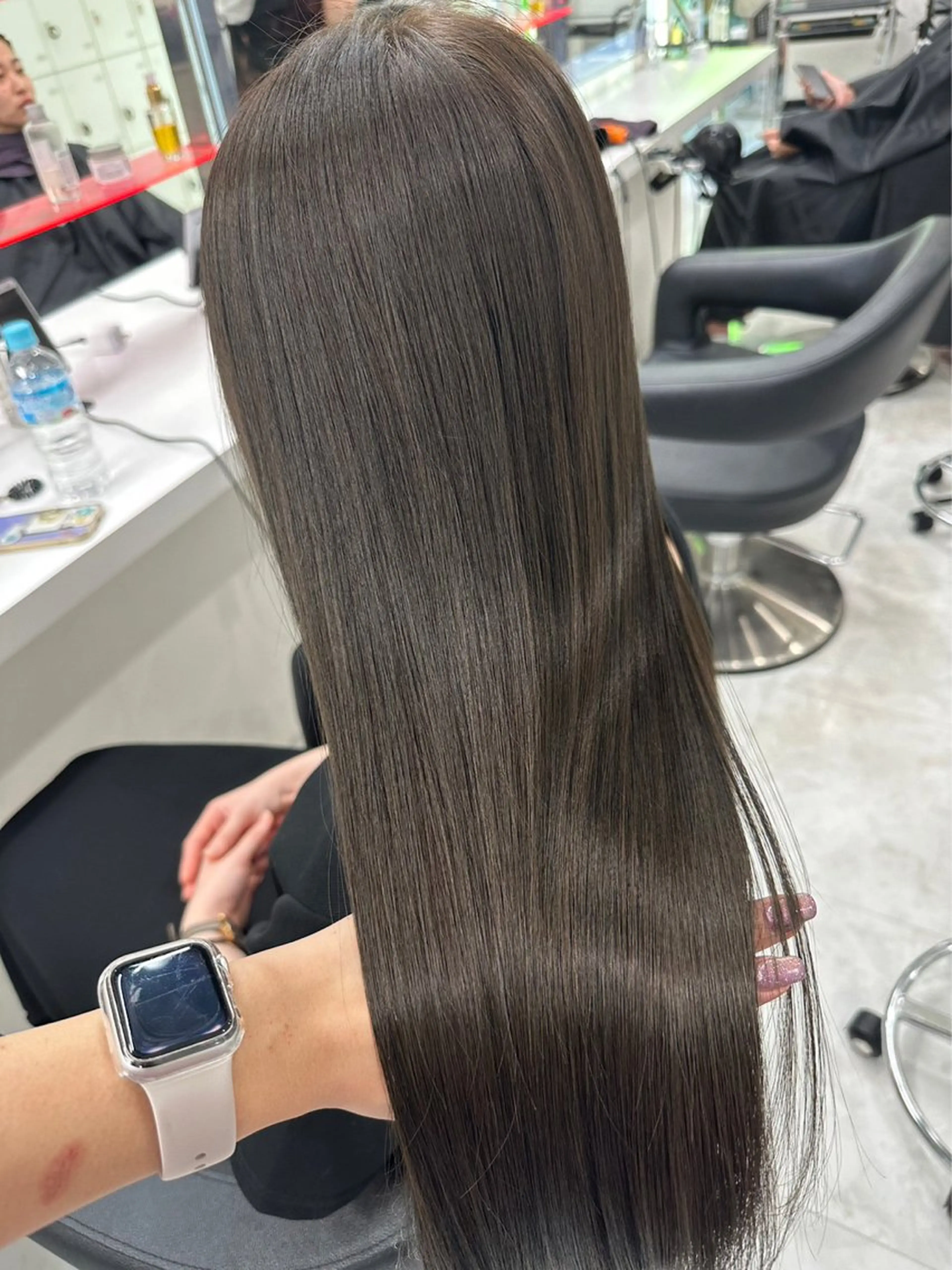 ロング カラー ヘアアレンジ 韓国レイヤー&ピンク 艶髪🩶maikoのヘアスタイル