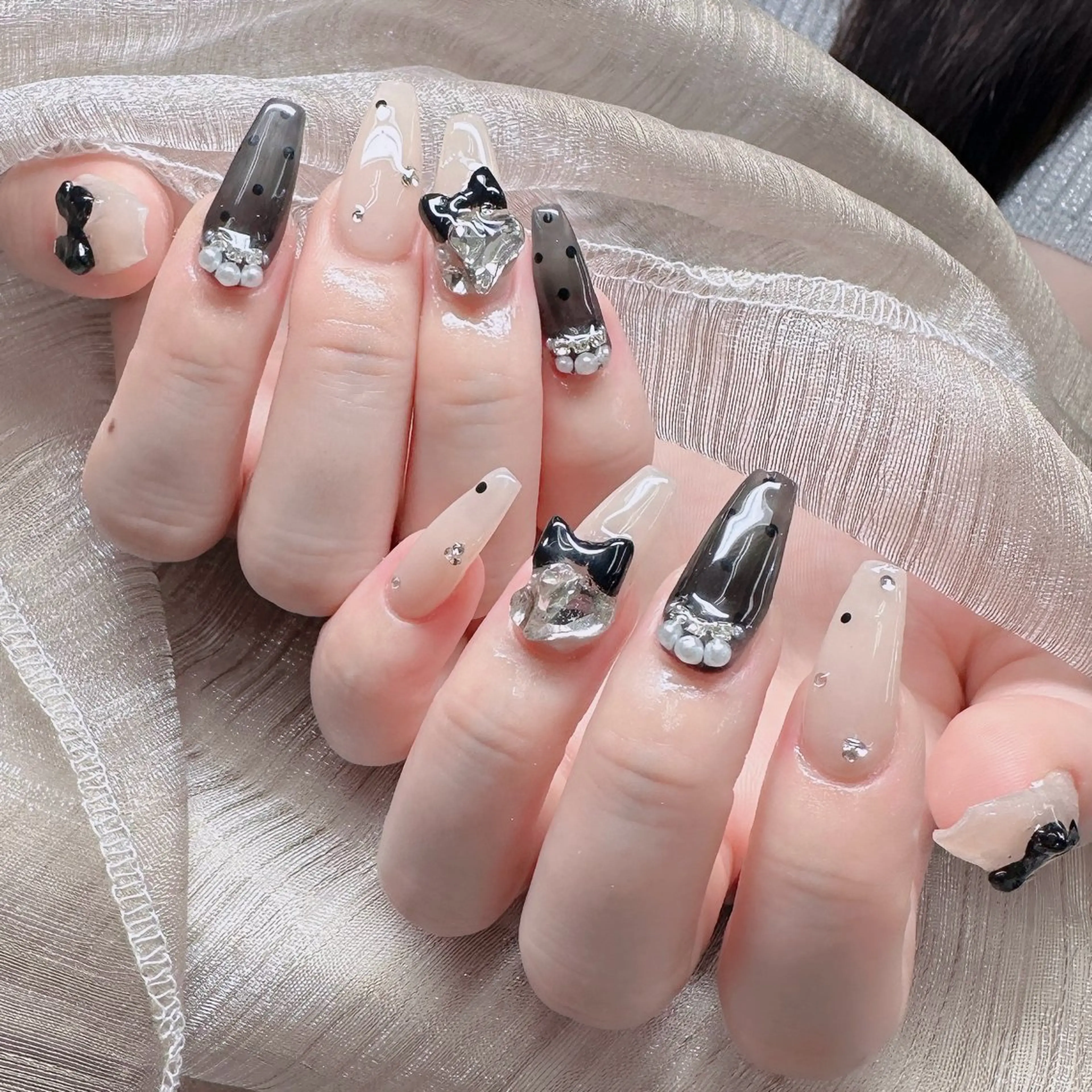 ネイル ロングネイル マグネットネイル リボン 夏ネイル スーパーロングネイル ハンドネイル Hani Nail XUKAのネイルデザイン