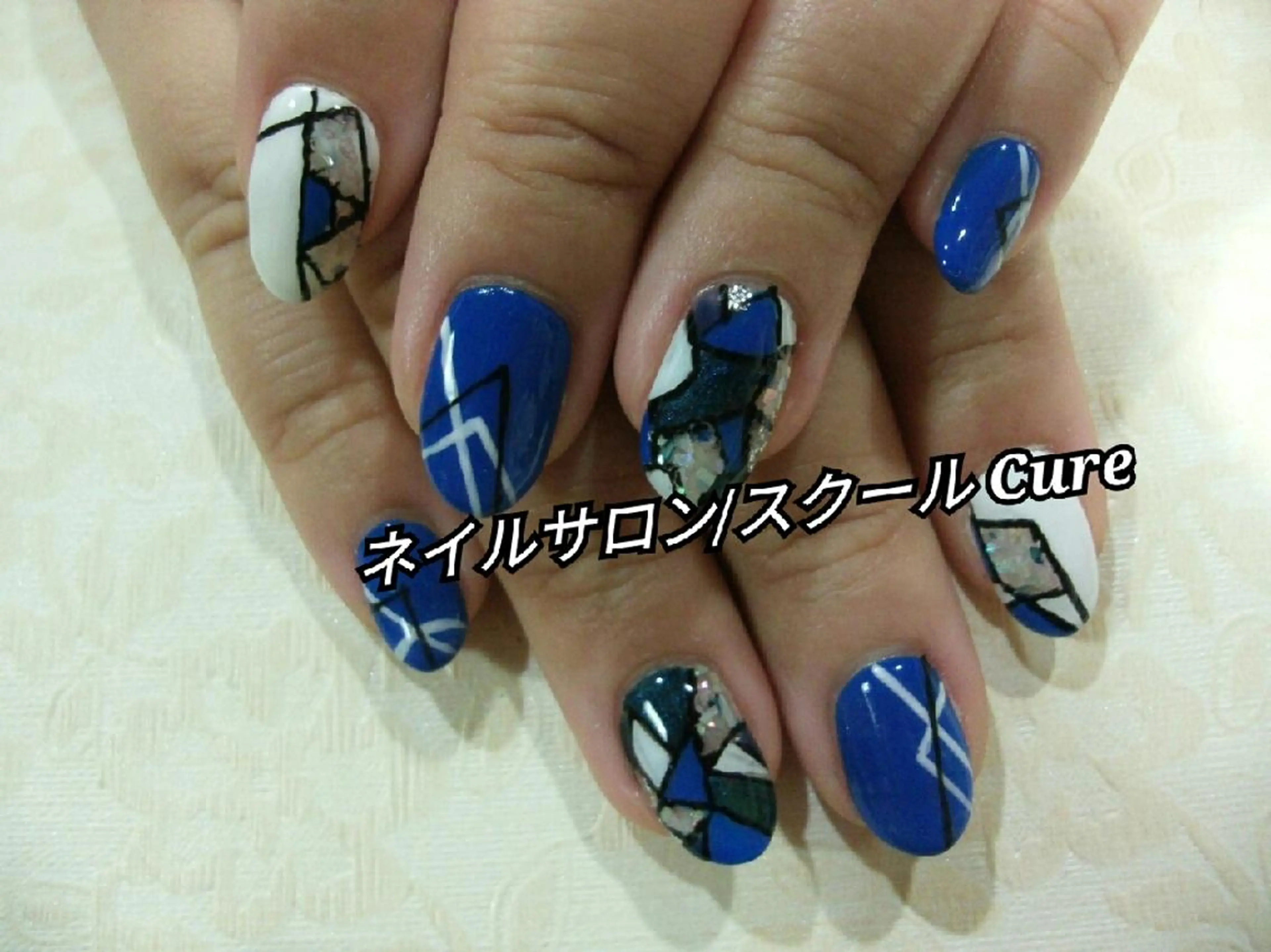 ミディアム ネイル ネイルサロン Cureのネイルデザイン