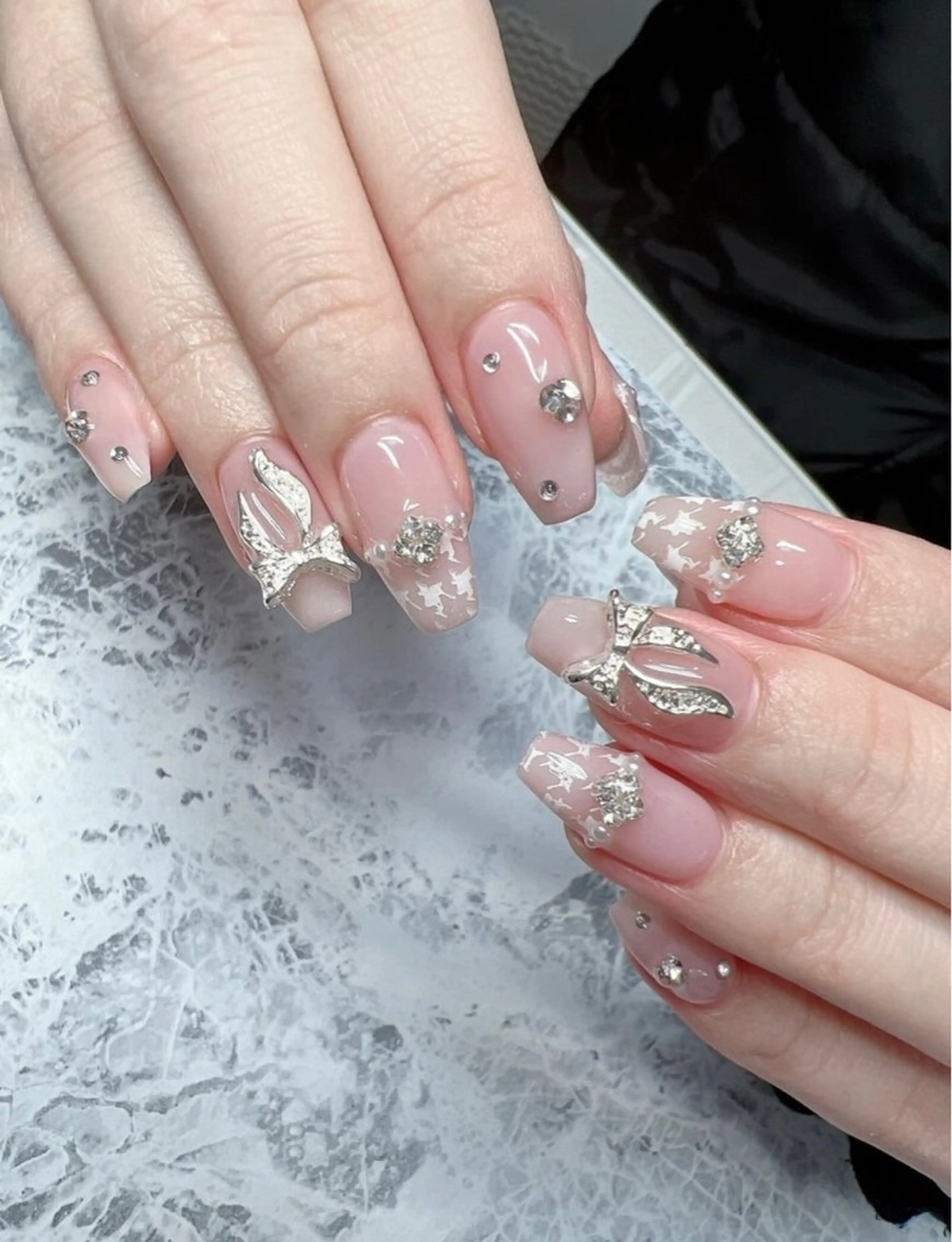 ネイル Le'a シズカのネイルデザイン