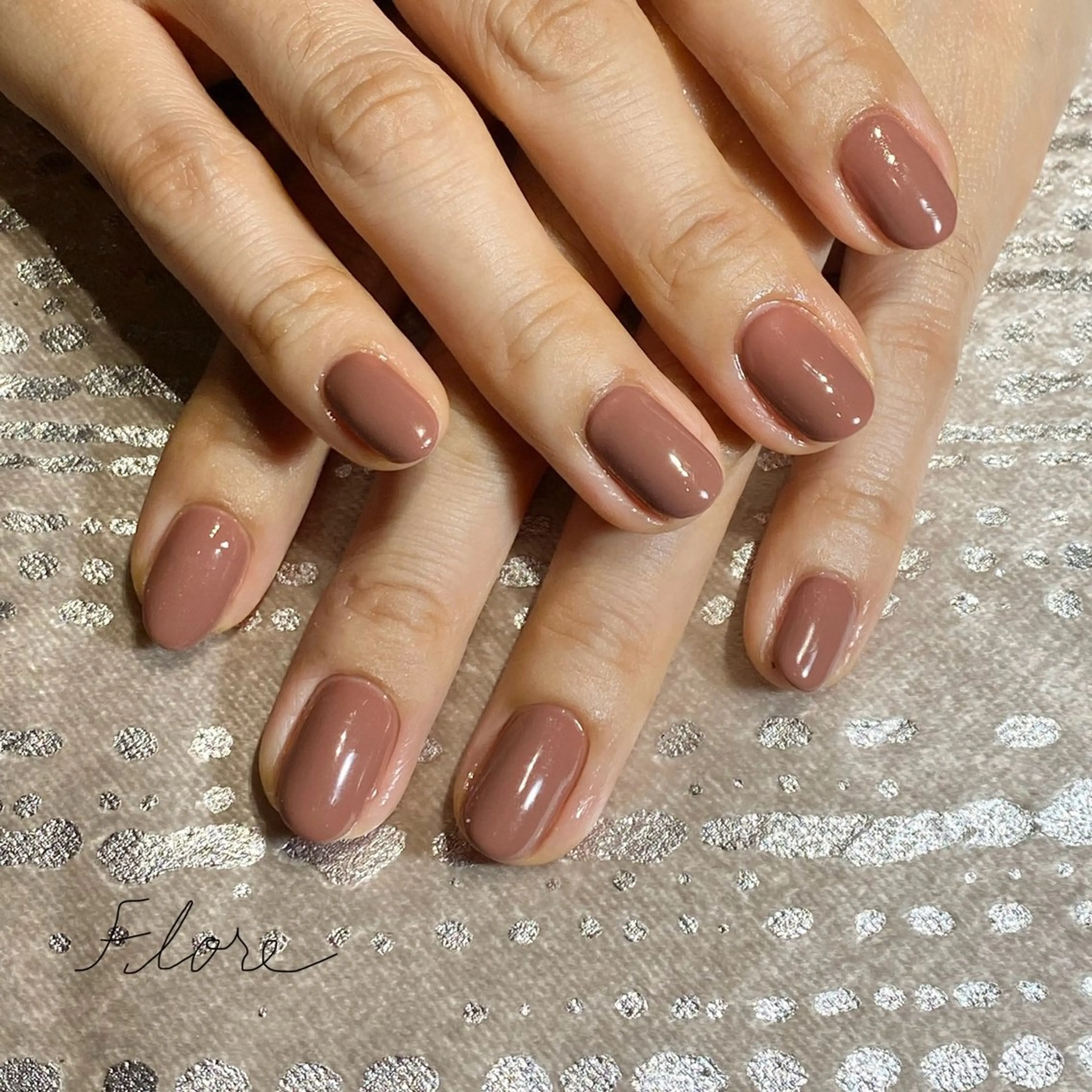 ネイル Flore (フロール)の眉毛・アイブロウイメージ