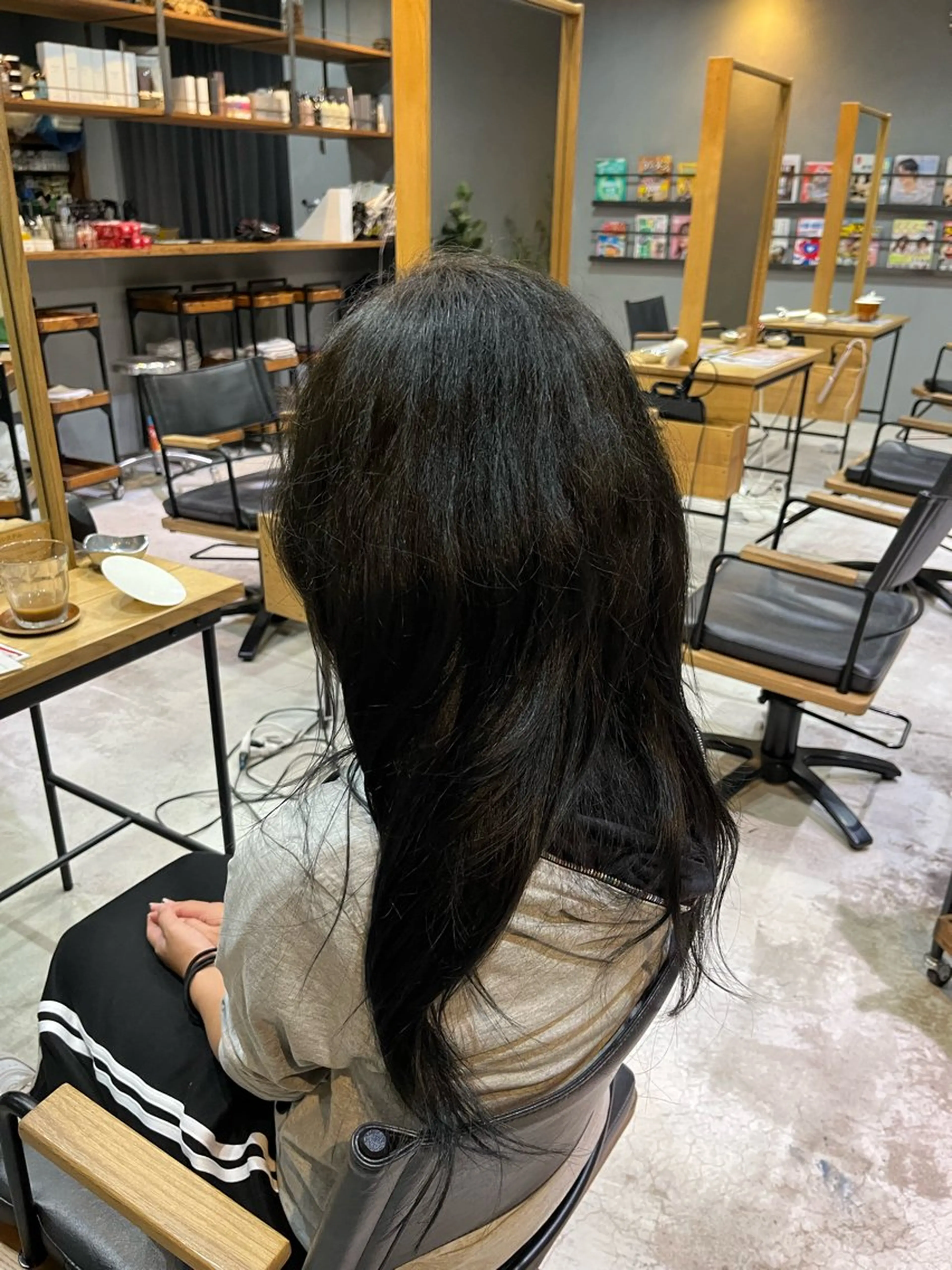 カラー ヘアカラー yuto /ブリーチ /艶カラー/縮毛矯正のヘアスタイル