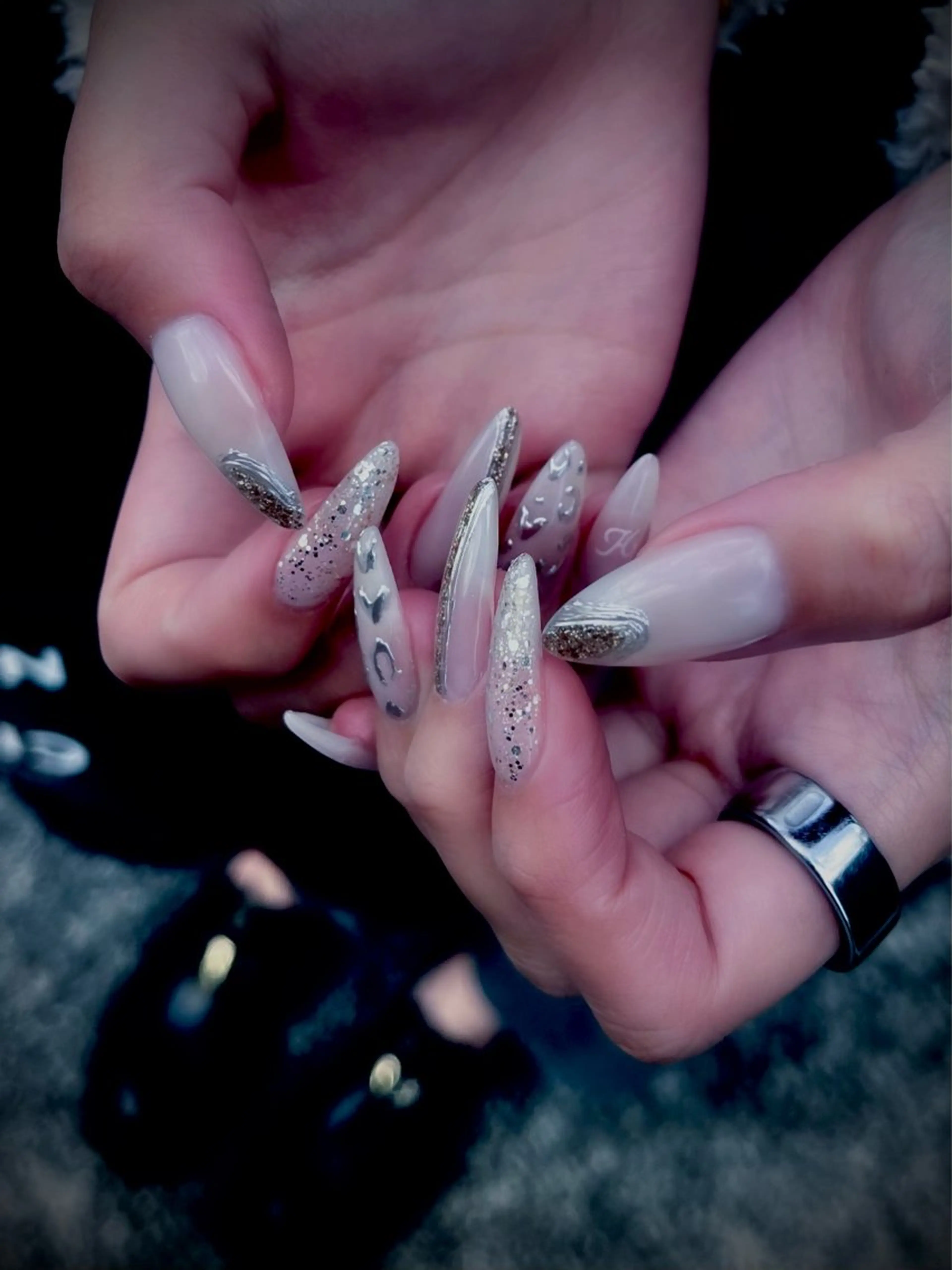 ネイル キラキラネイル マグネットネイル ワンカラーネイル スカルプネイル ワンホンネイル nine.🦋 YUKOのネイルデザイン