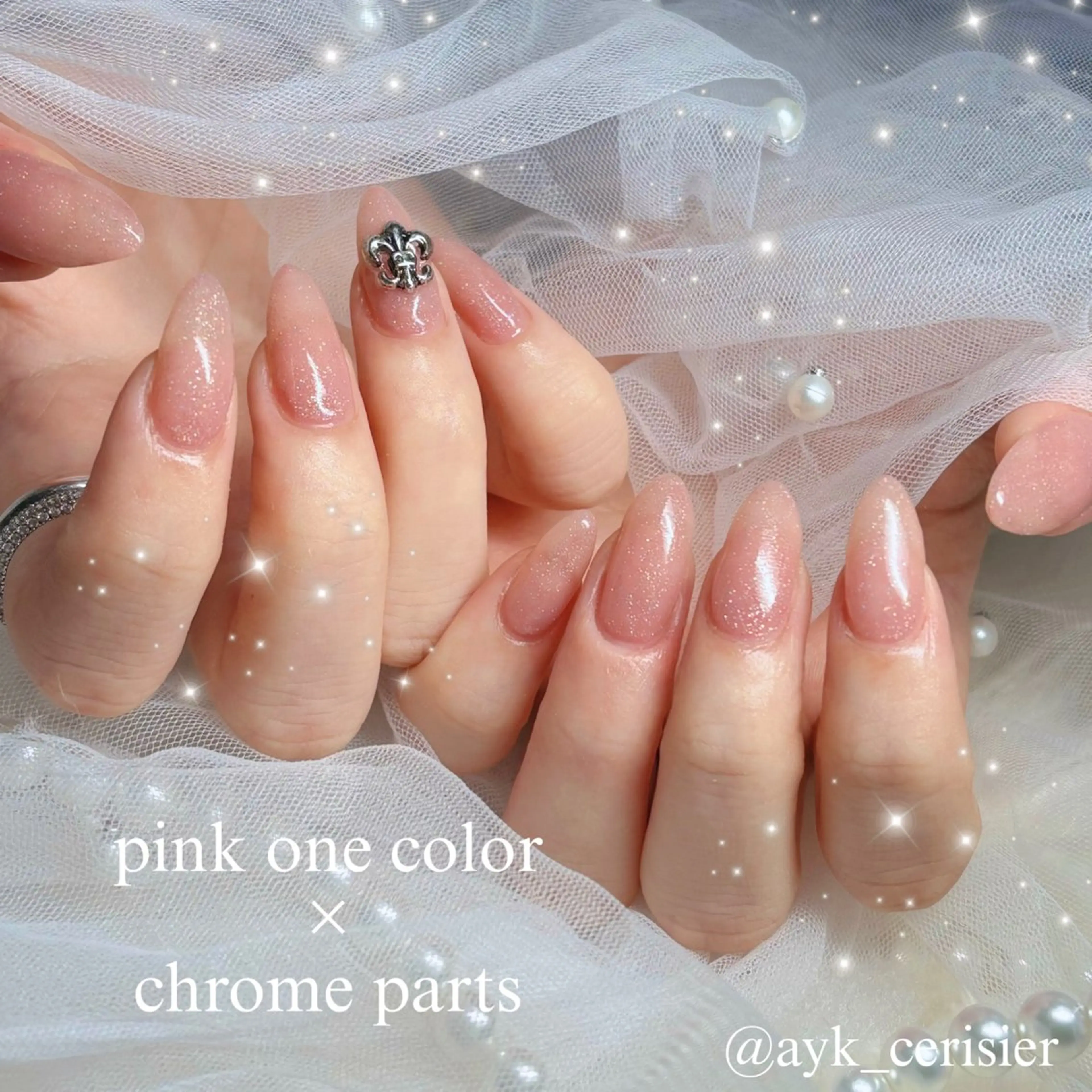 ネイル キラキラネイル ワンカラーネイル ハンドネイル cerisier 坂本のネイルデザイン