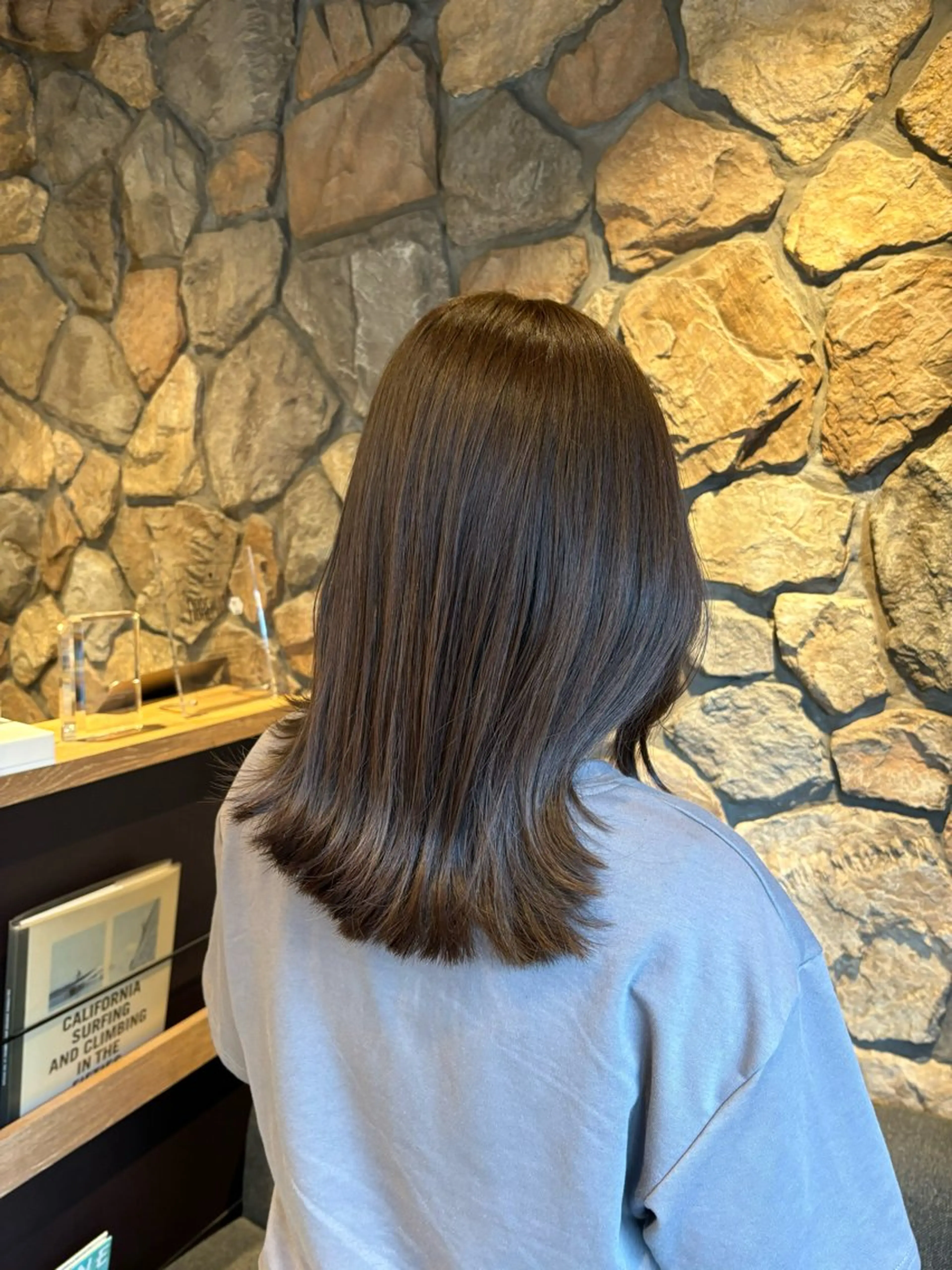 セミロング ヘアカラー トリートメント 小玉 唯依のヘアスタイル