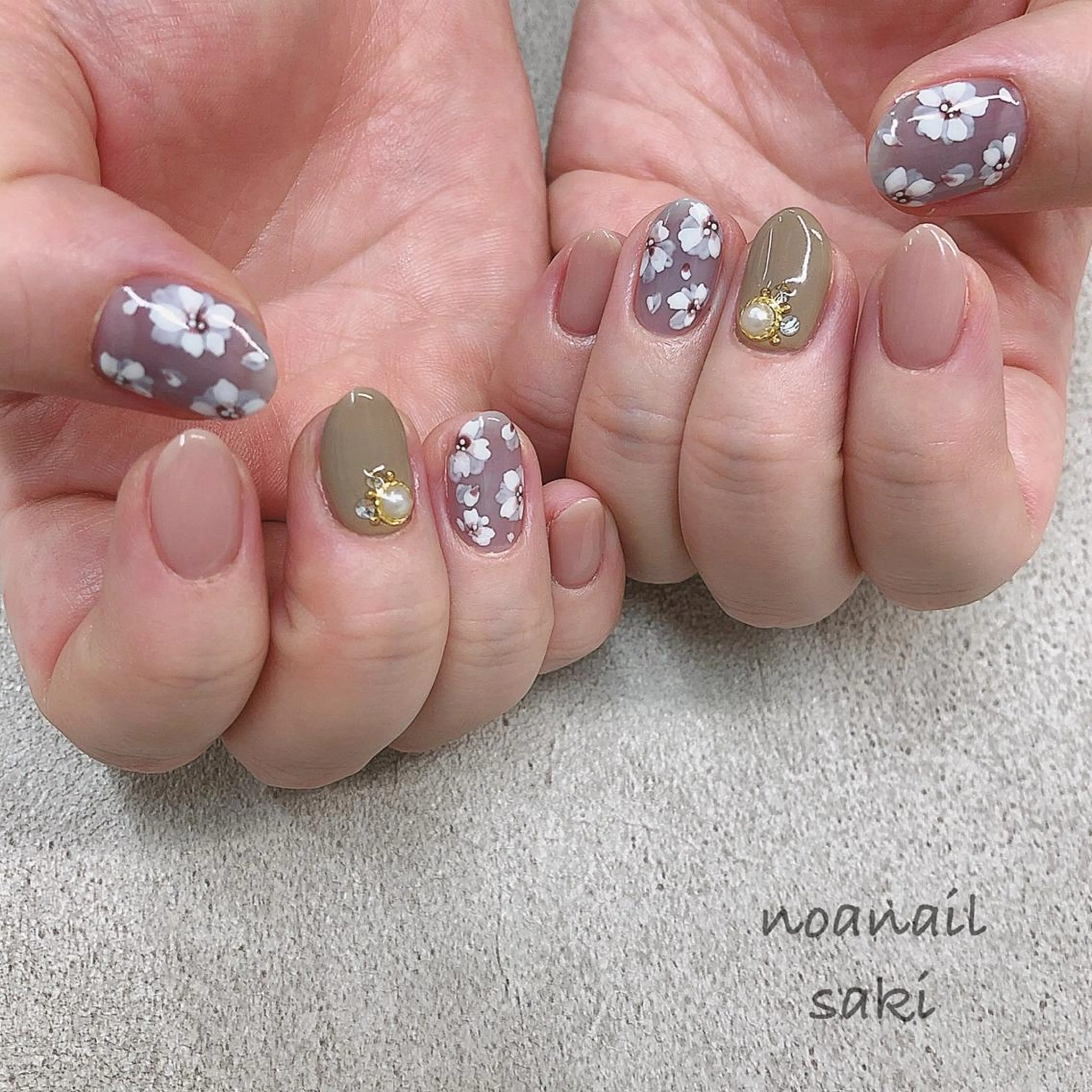 ショート カラー ネイル 持ち込み nailsalon noa所属・nailist sakiのネイルデザイン