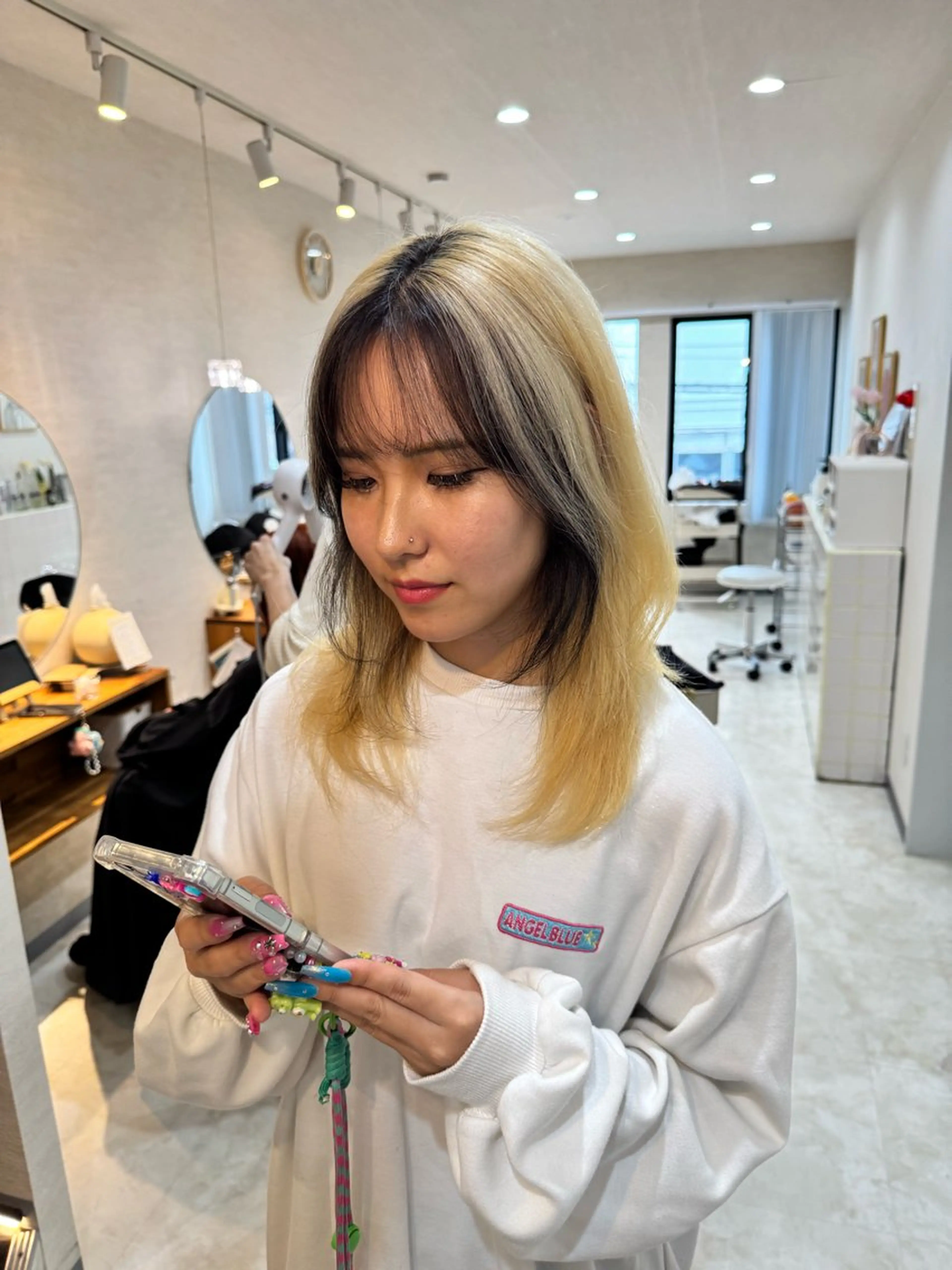 ミディアム カラー ヘアカラー トリートメント コイデ リュウセイのヘアスタイル