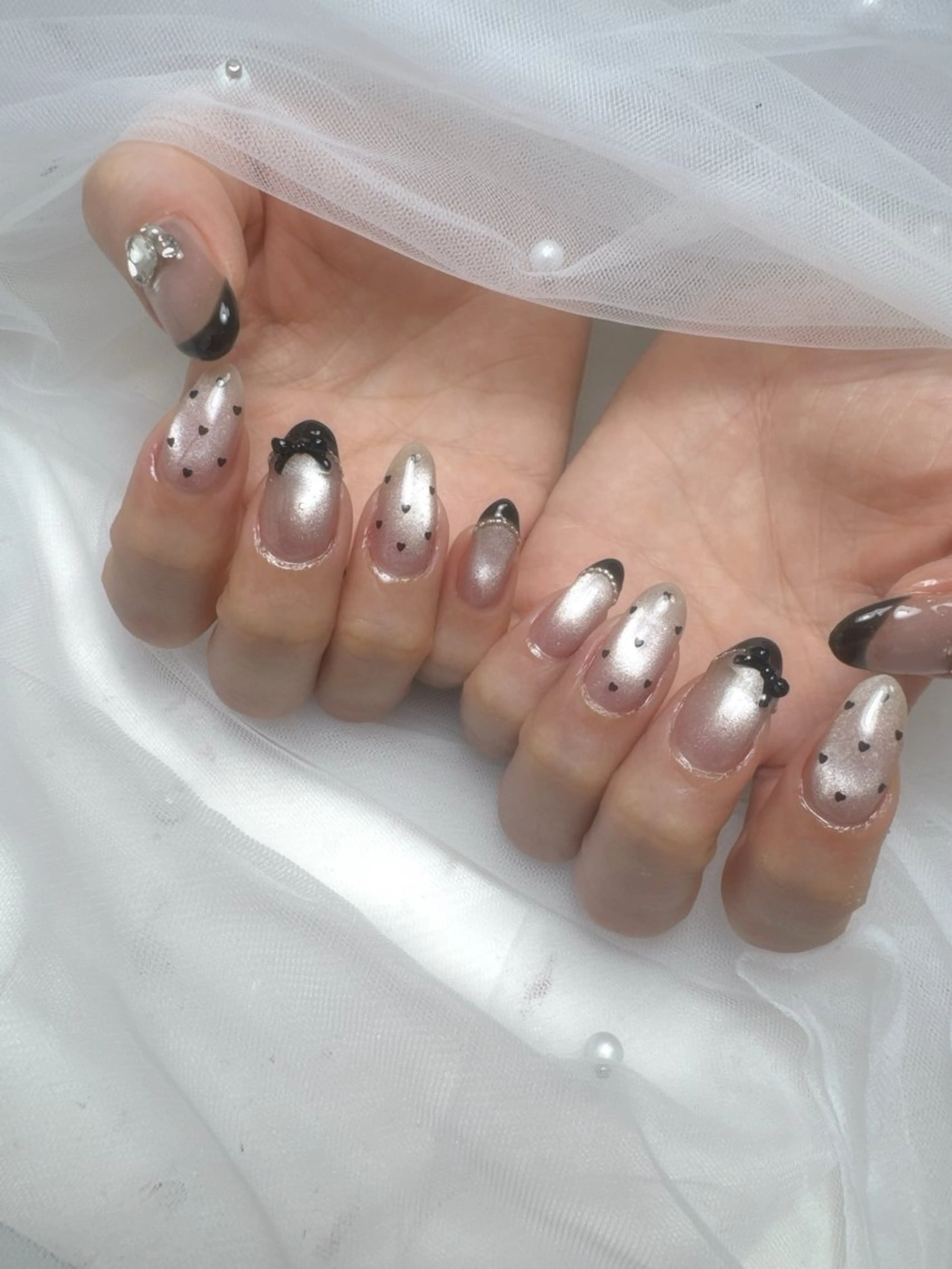 ネイル 持ち込み ハンドネイル Queeens nailのネイルデザイン