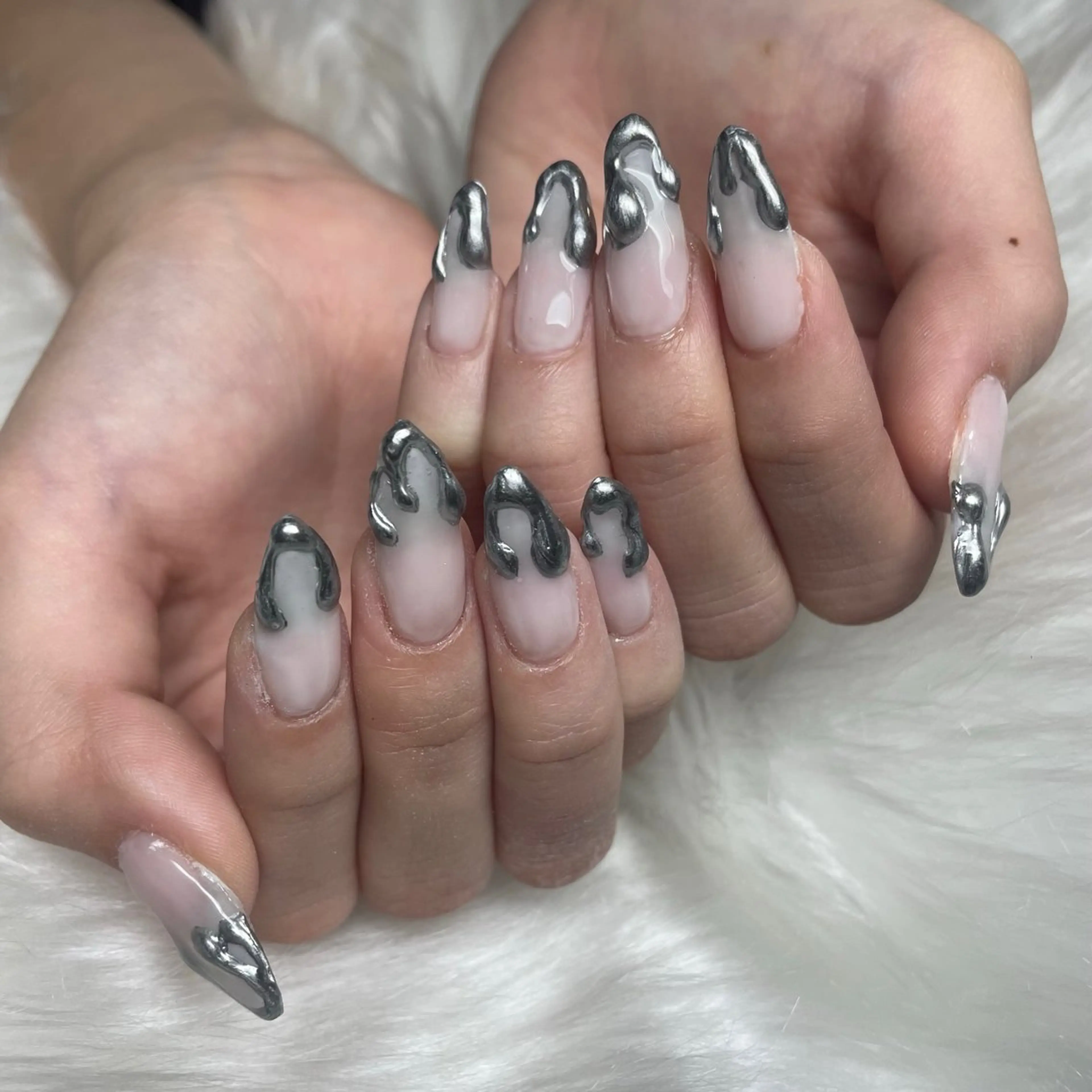 ミディアム Re:lith所属・猫夢 にゃむのネイルデザイン