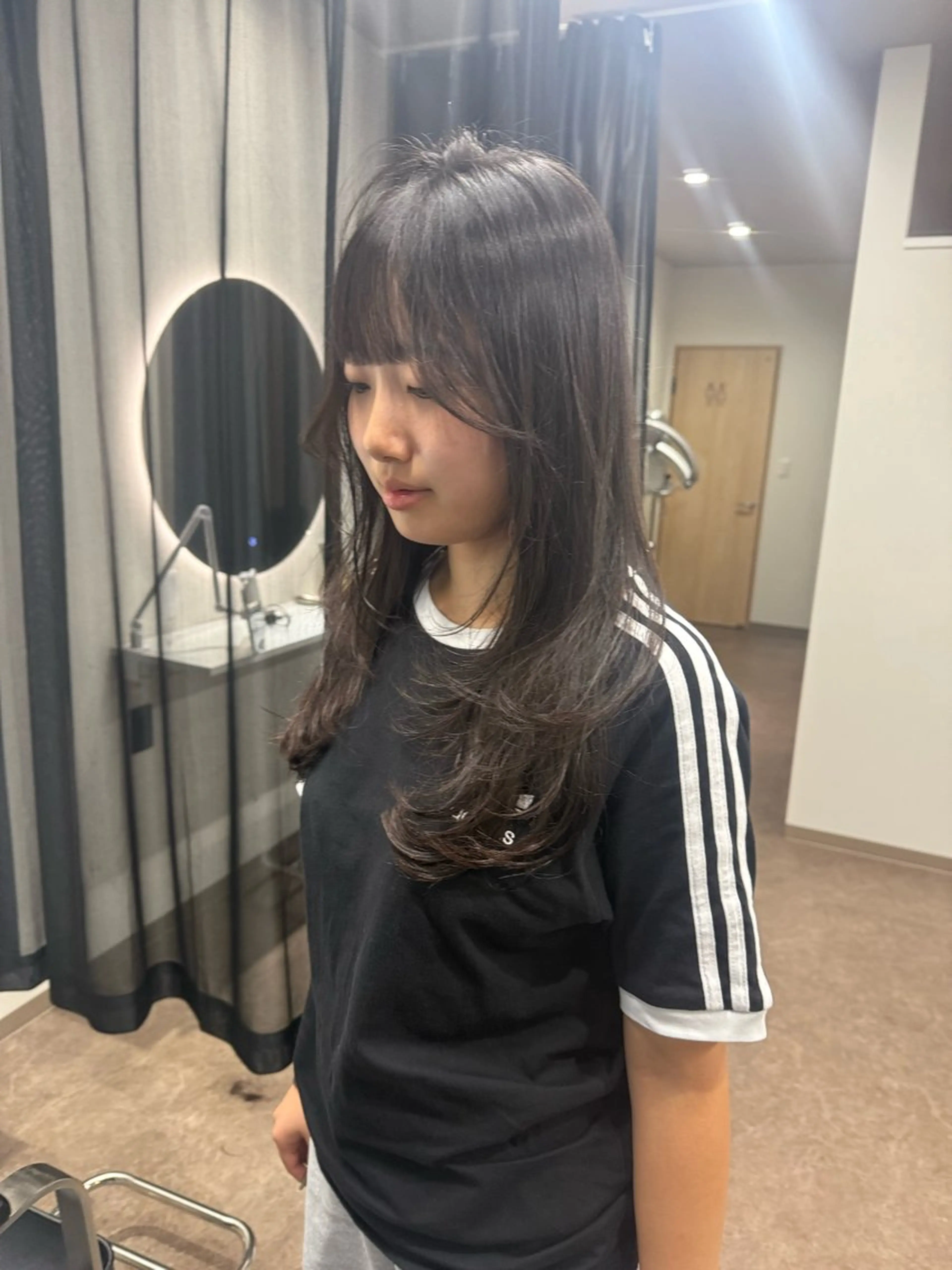 セミロング レイヤーカット Licol所属・12月期間限定 クーポンありリコルのヘアスタイル