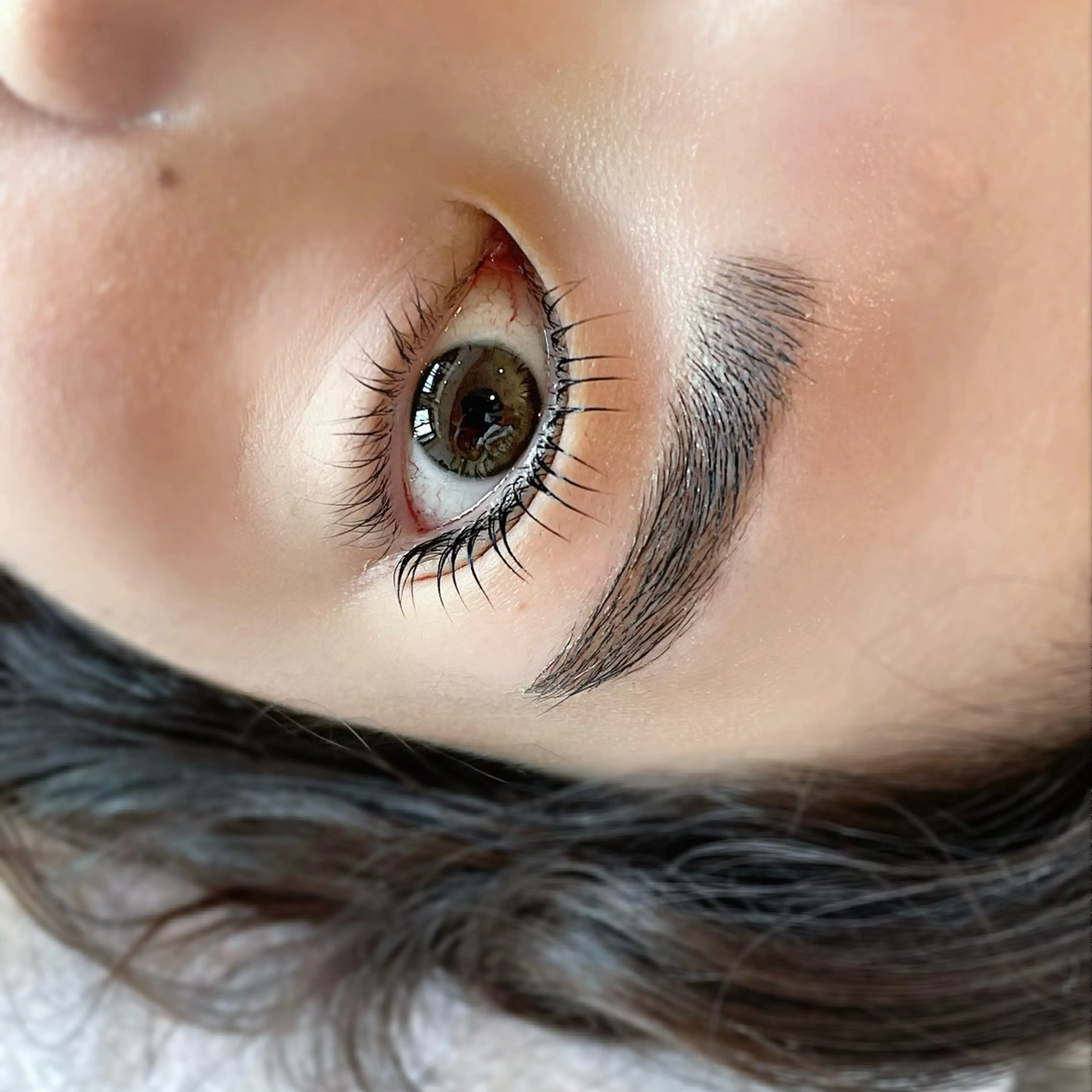 HOLLYWOOD BROW LIFT×lush liftの写真