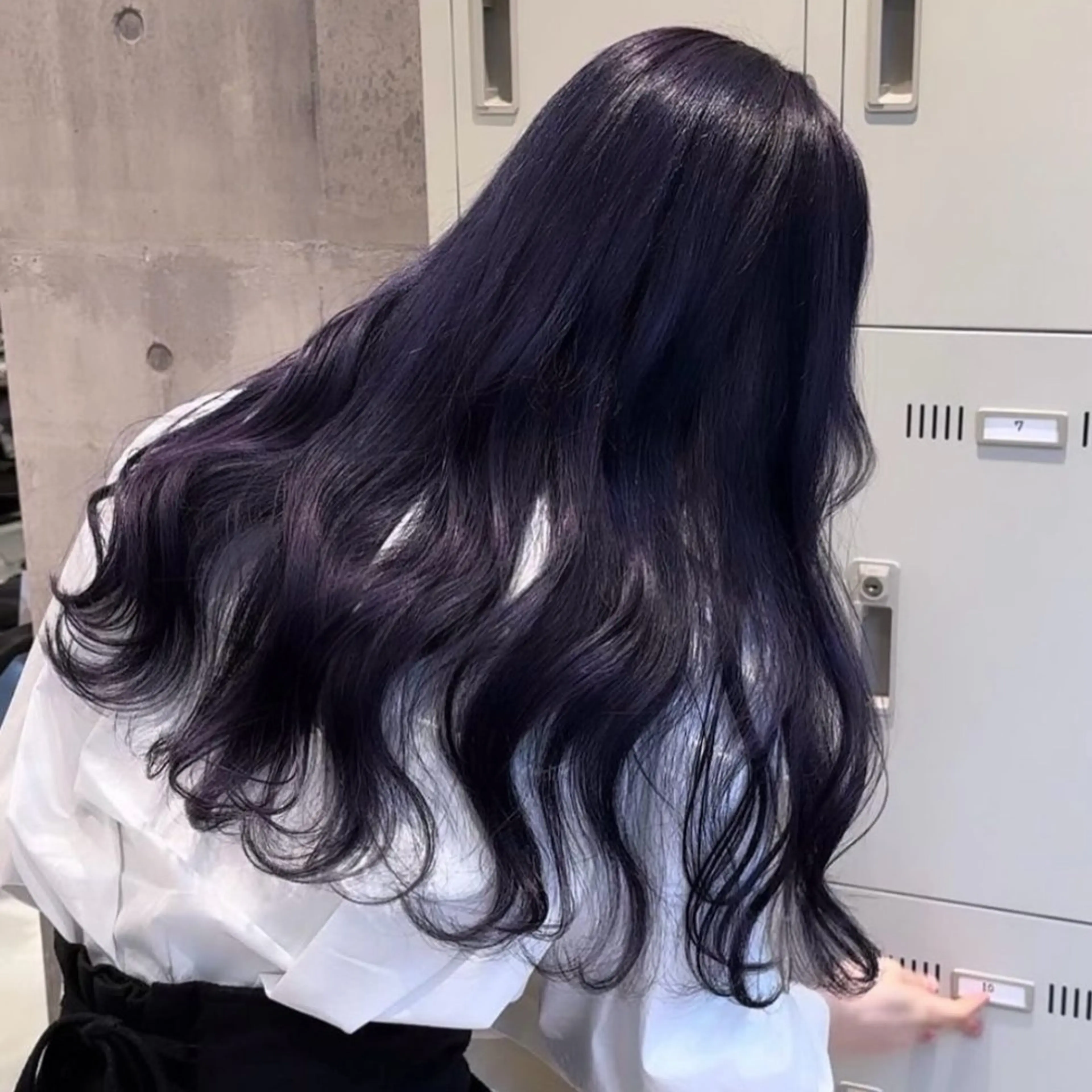 ロング カラー ヘアアレンジ メンズ メンズブリーチ メンズハイトーン メンズ韓国風 アッシュ ブリーチ ヘアカラー トリートメント 🌟🍒ハイトーン 韓国ヘア/ユウミのヘアスタイル