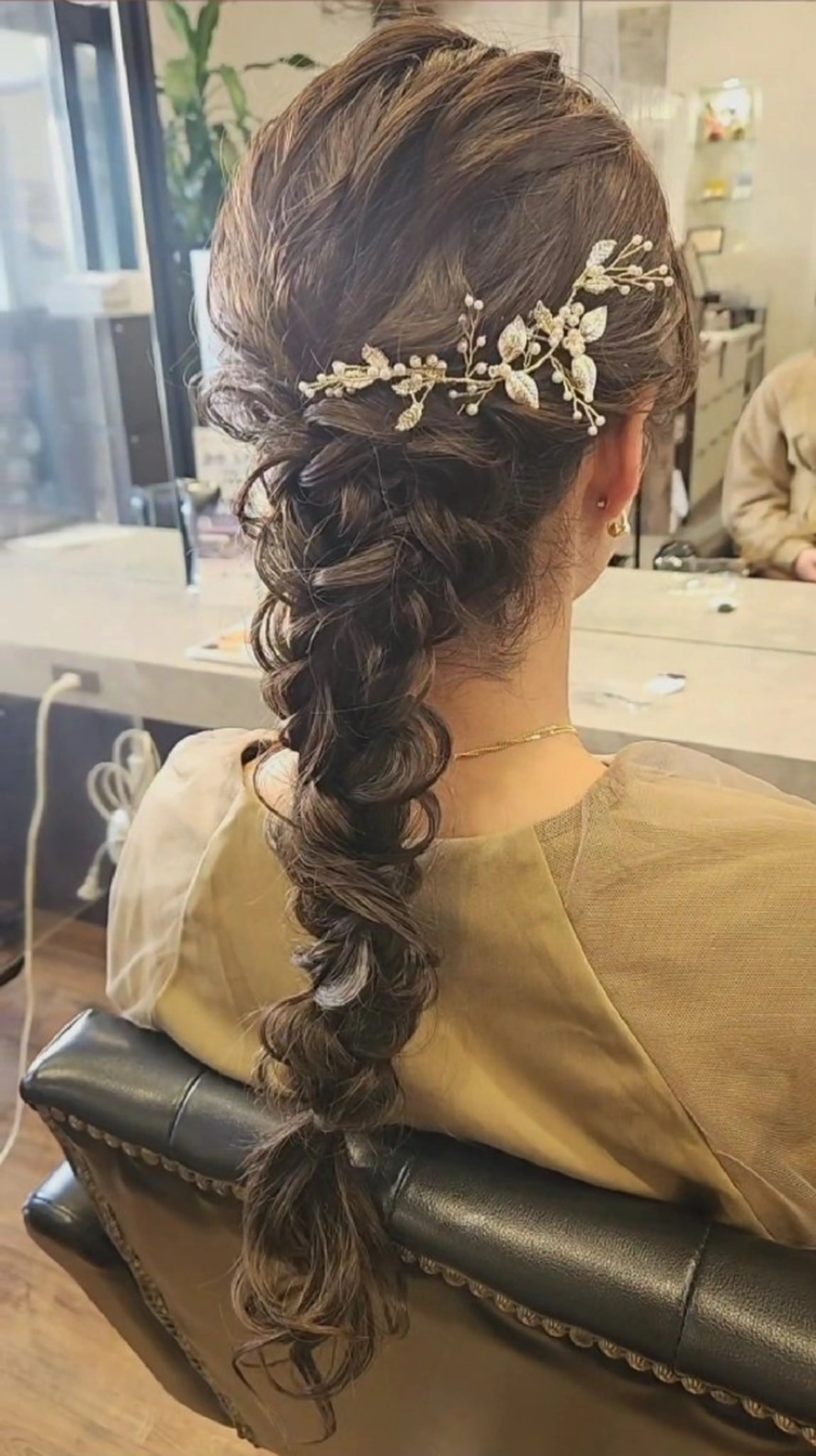 ロング ヘアアレンジ 関口 友菜のヘアスタイル