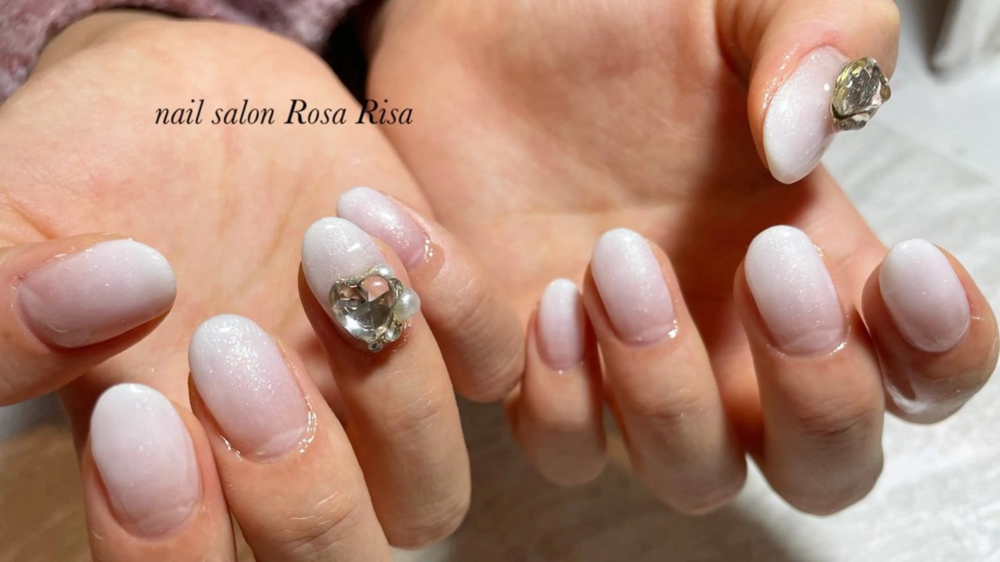 ネイル ハンドネイル ネイルスタジオ シェイクユアハンズのネイルデザイン