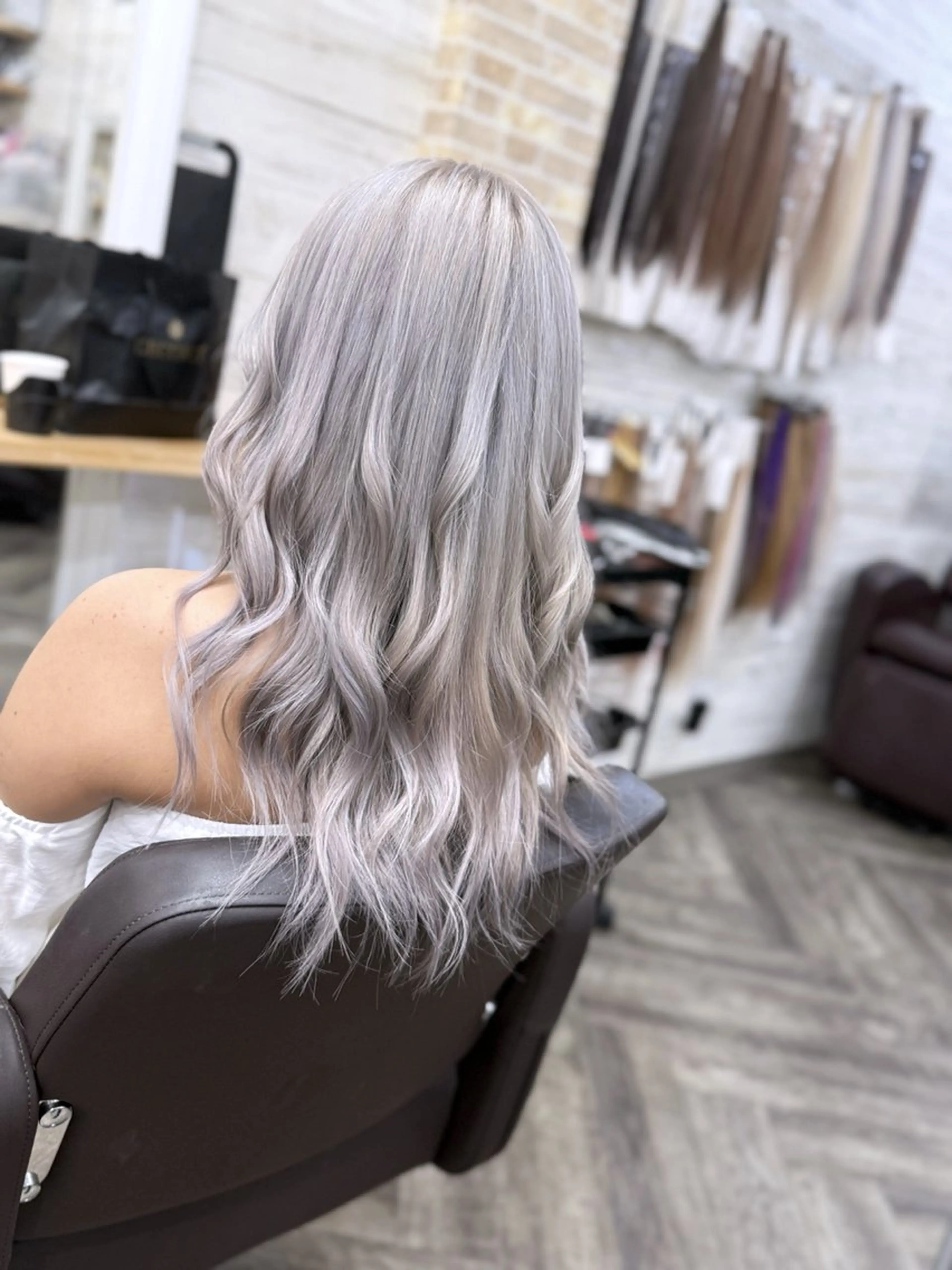 セミロング カラー グレージュ ミルクティーグレージュ ヘアカラー 北沢 隆のヘアスタイル