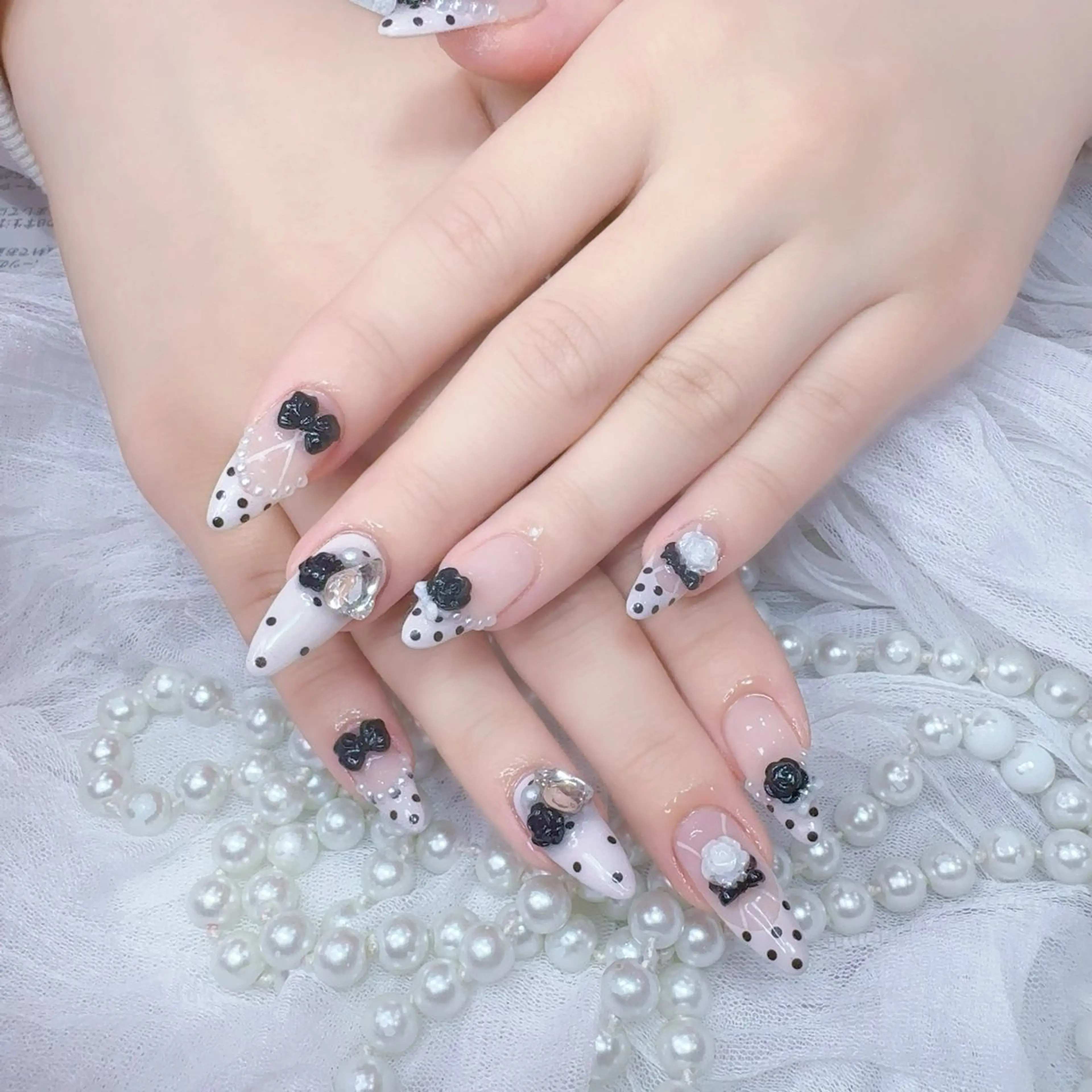 ネイル ハンドネイル You&Me Mikotoのネイルデザイン