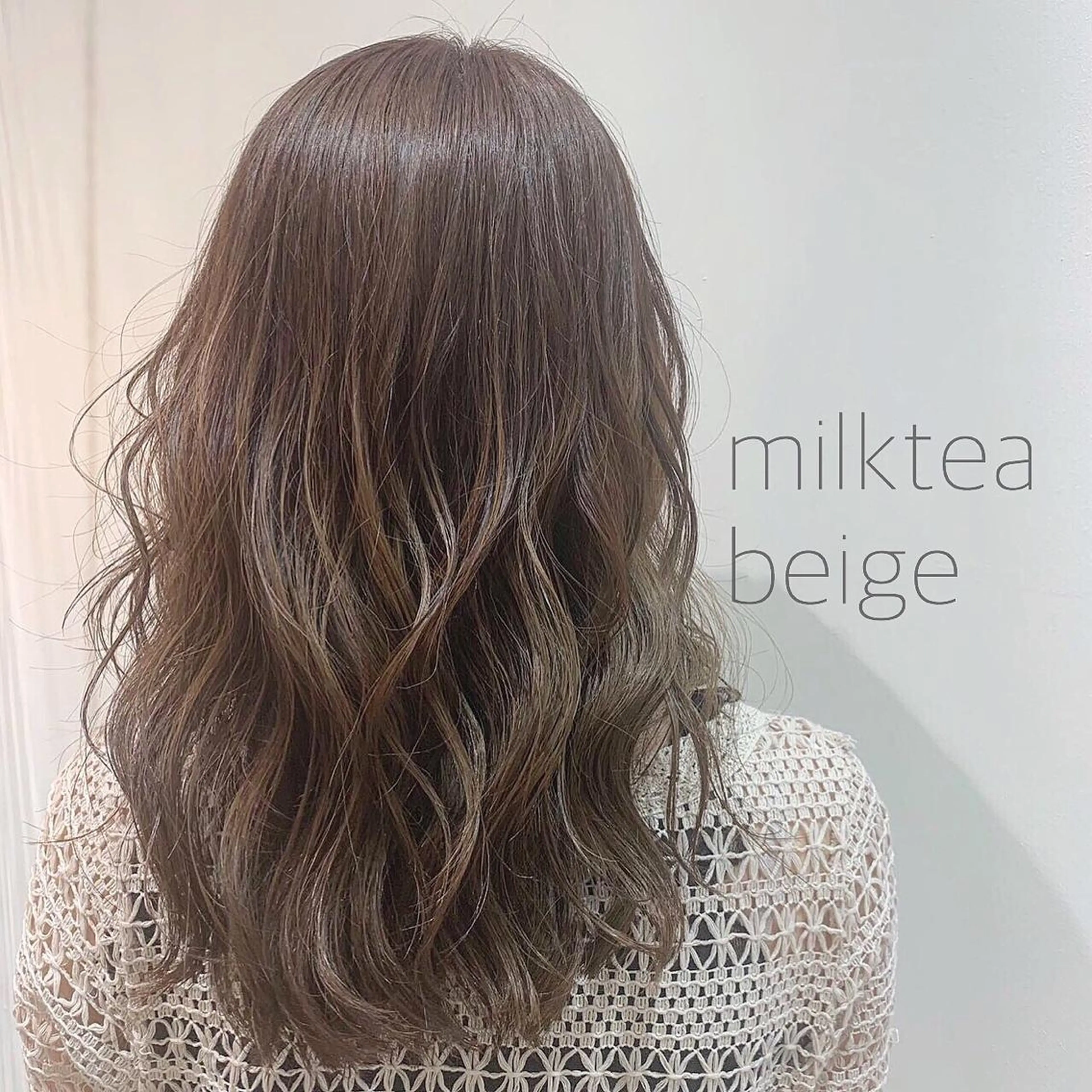 セミロング カラー ベージュカラー ブリーチ ミルクティーベージュ レイヤー/お顔まわり 暖色カラー🍑Amiのヘアスタイル