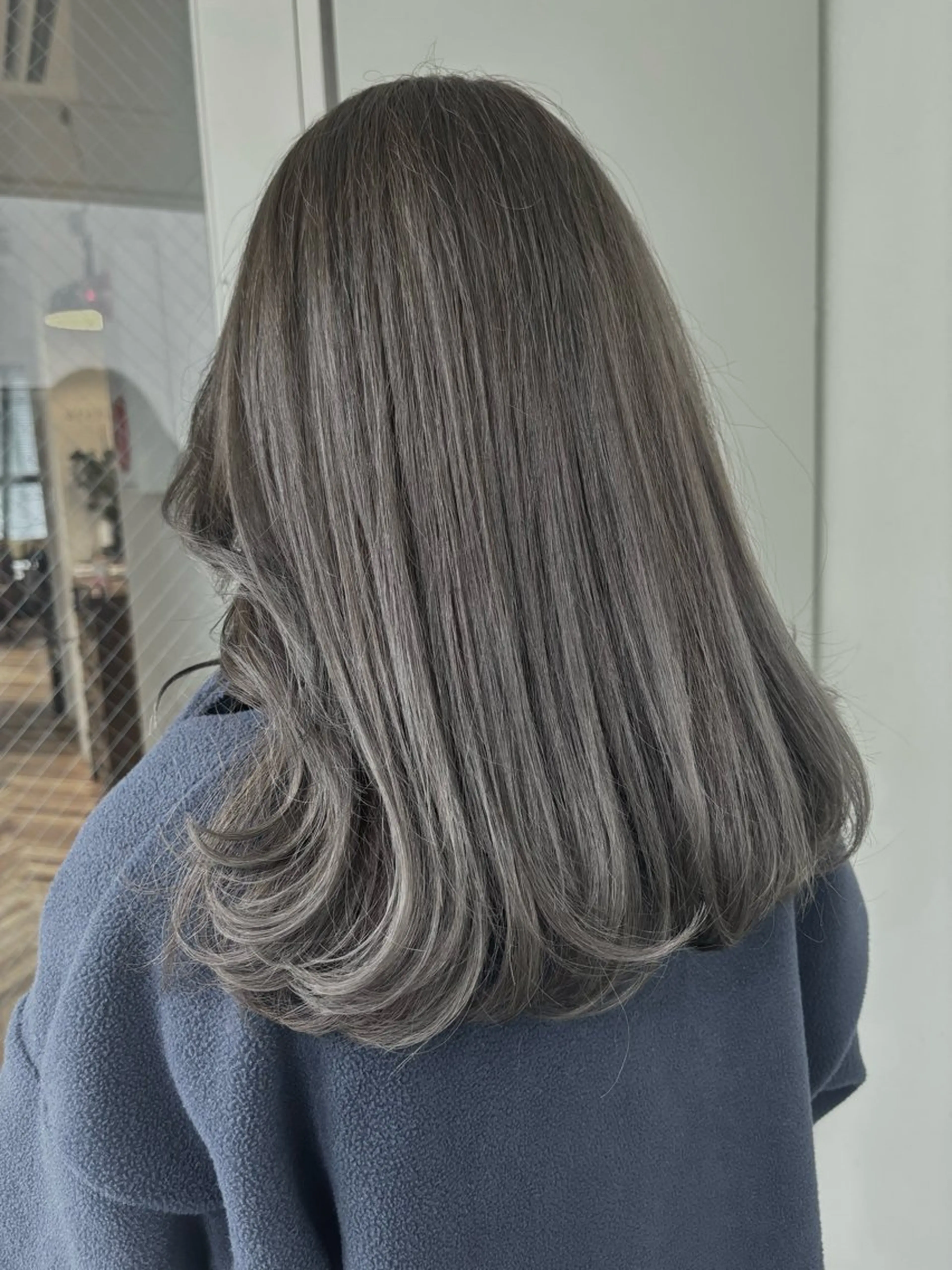 ミディアム カラー 透明感カラー ダブルカラー ハイライトカラー イルミナカラー インナーカラー カット ヘアカラー トリートメント ヘアー.ネイル二刀流 misa🫧のヘアスタイル