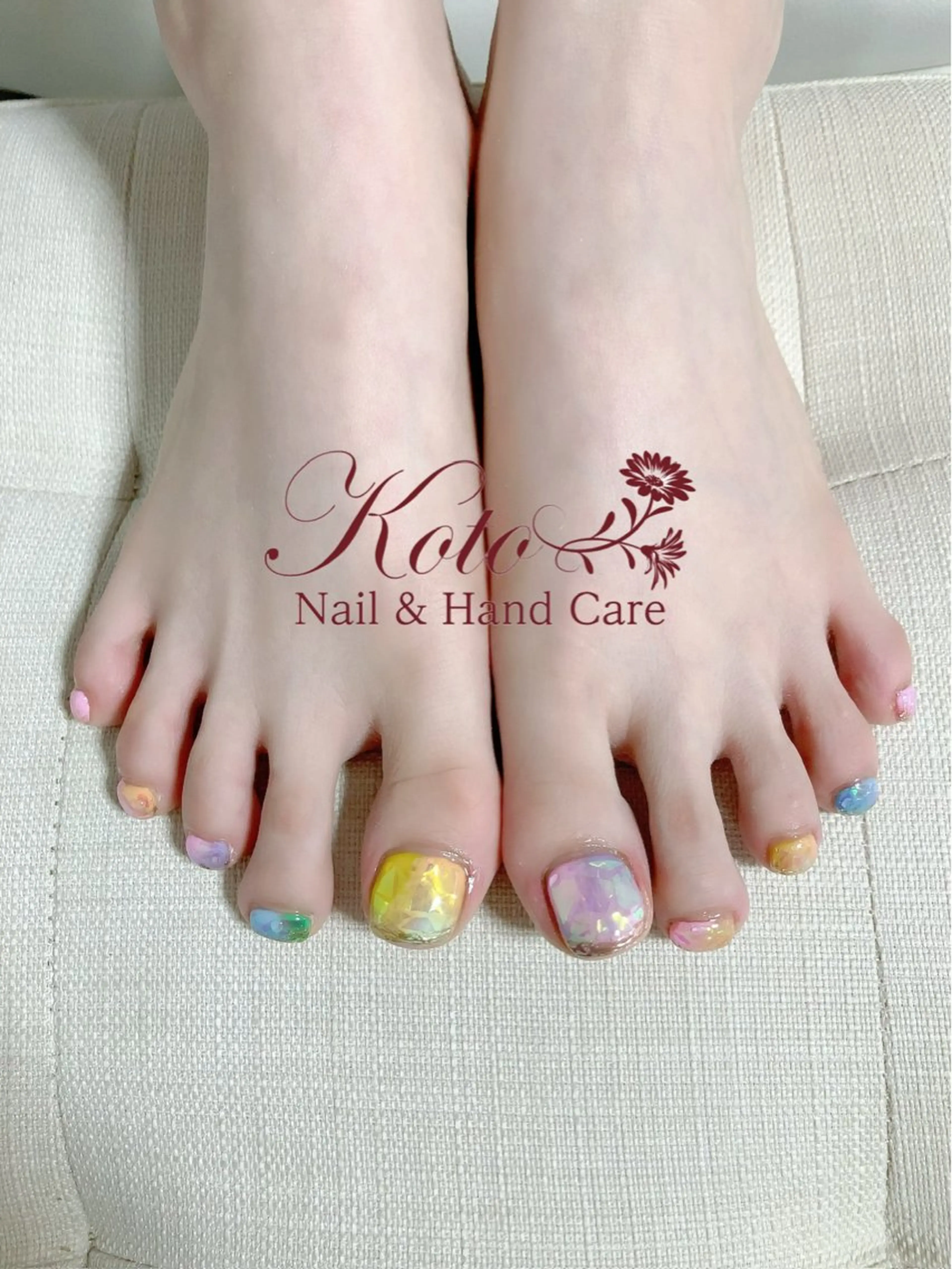 ネイル 長さ出し ジェルネイル 持ち込み ニュアンスネイル 赤色 フットネイル Nail Salon KOTOのネイルデザイン