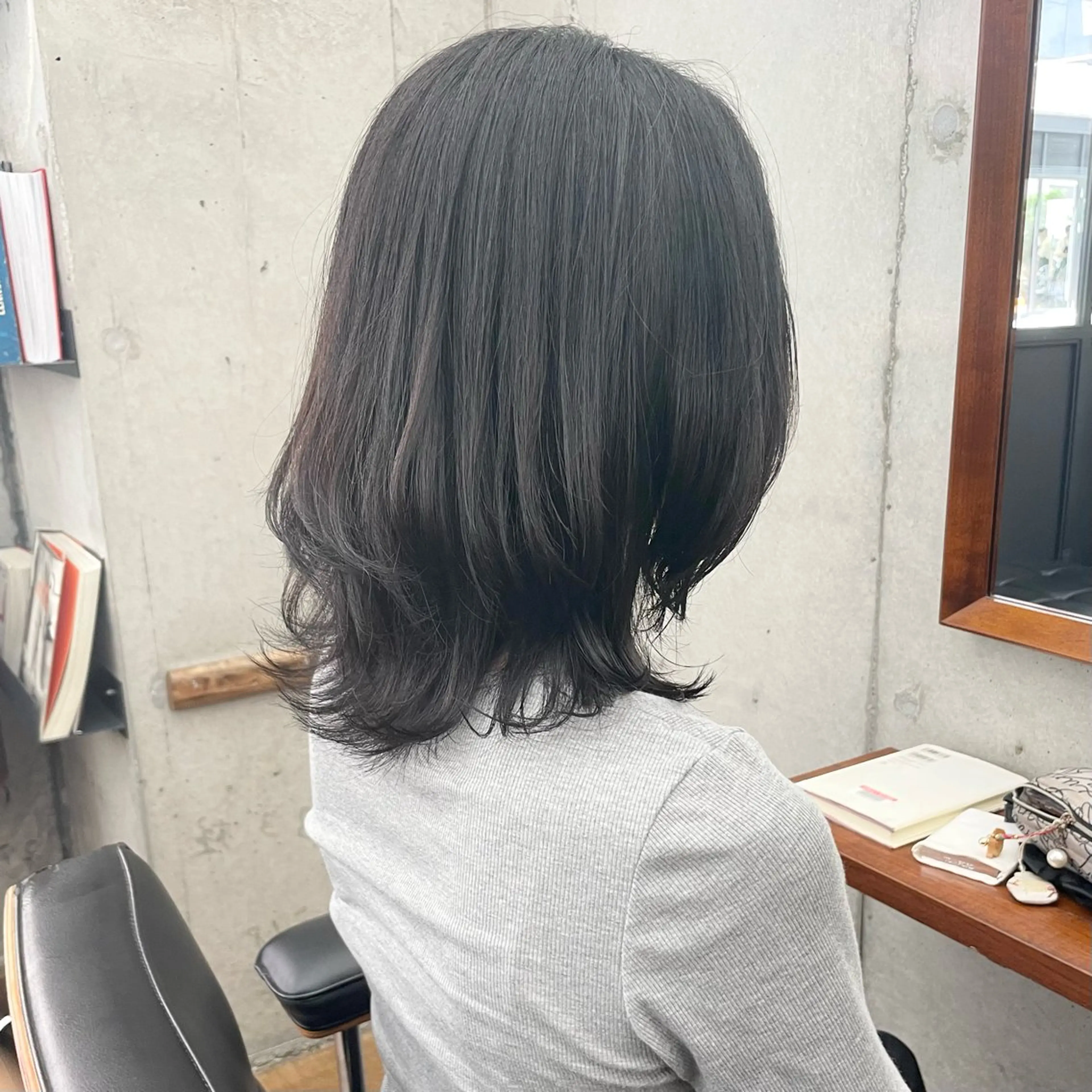 ミディアム レイヤーカット カット ヘアセット ✂︎ウルフ・ショート ✂︎MIKUNIのヘアスタイル