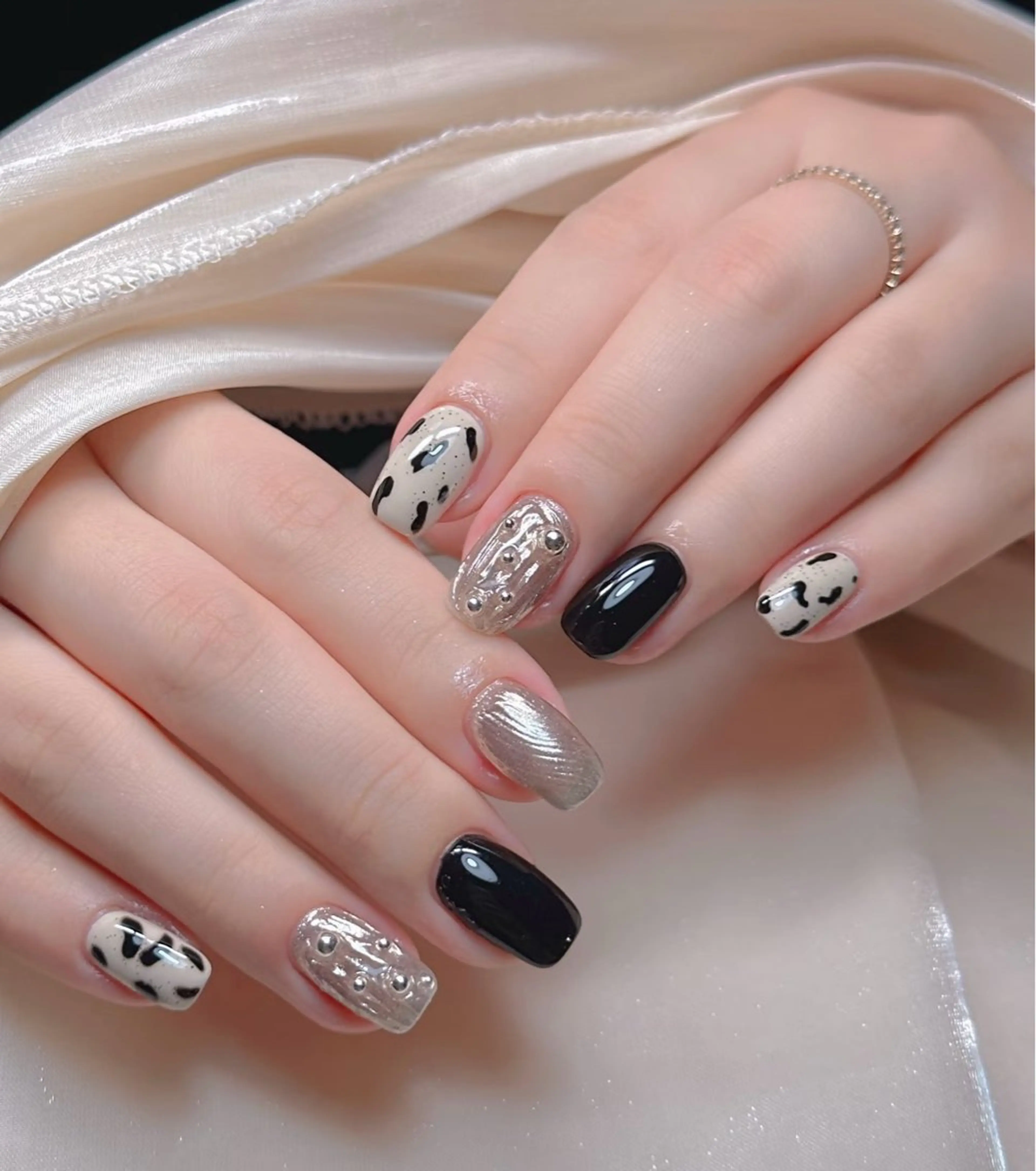 ネイル アートネイル マグネットネイル ミラーネイル ニュアンスネイル オフィスネイル Wilu nail 二子新地駅徒歩30秒のネイルデザイン