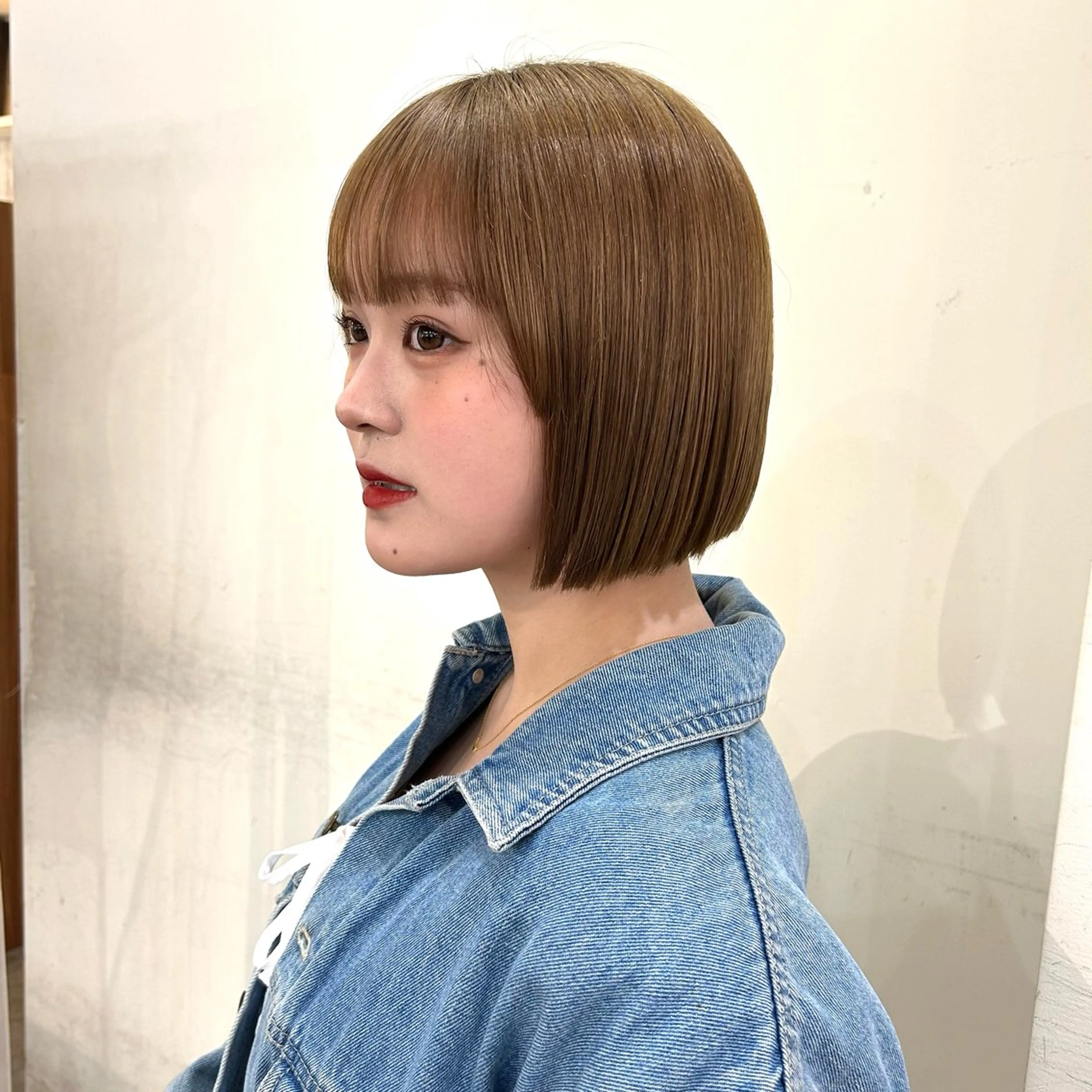 ショート ボブ カット ヘアカラー トリートメント ベージュ/透明感/ レイヤー/あやか💕のヘアスタイル