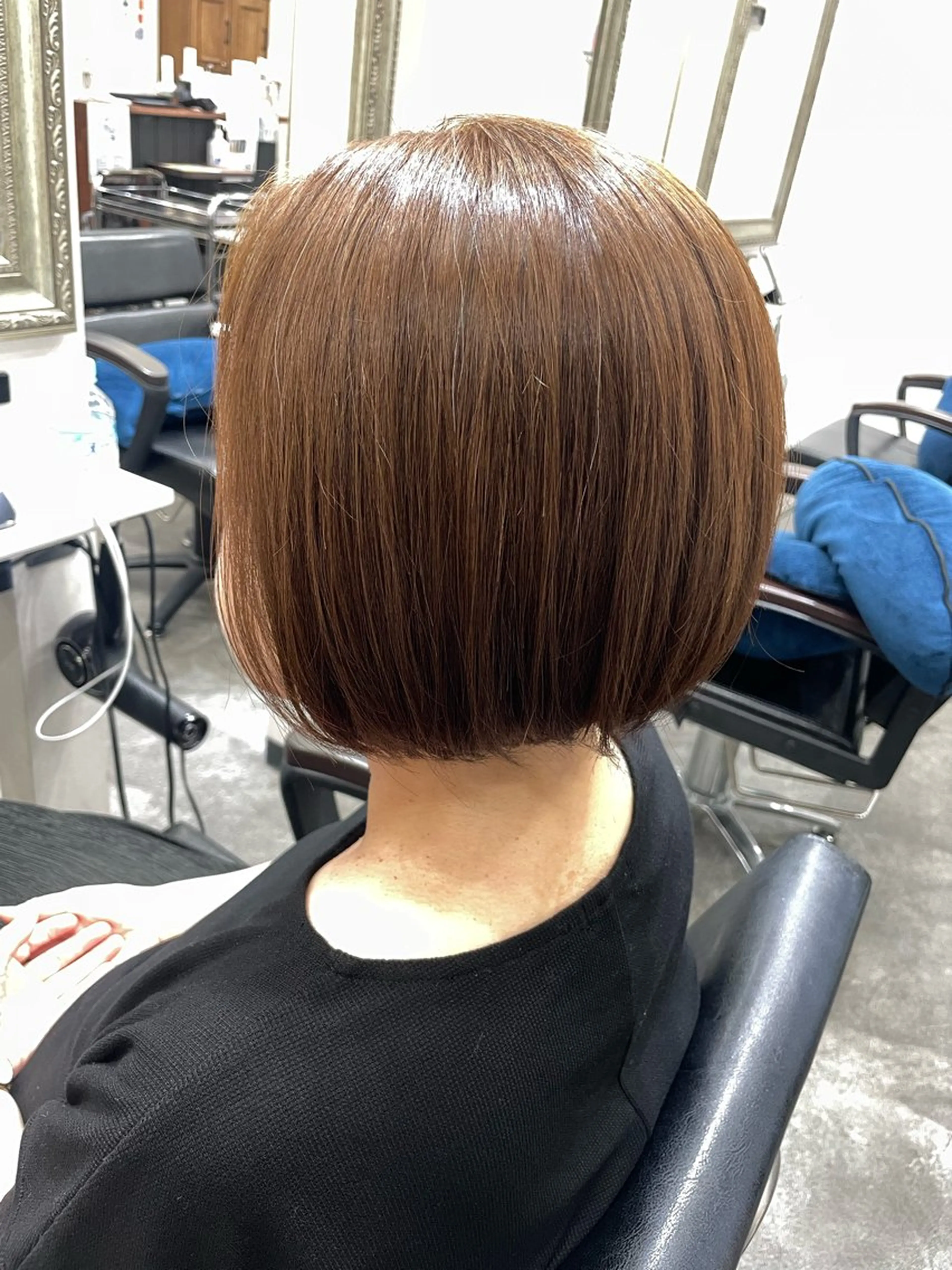 ショート カット ヘアカラー ヘッドスパ 五十嵐 満梨奈のヘアスタイル