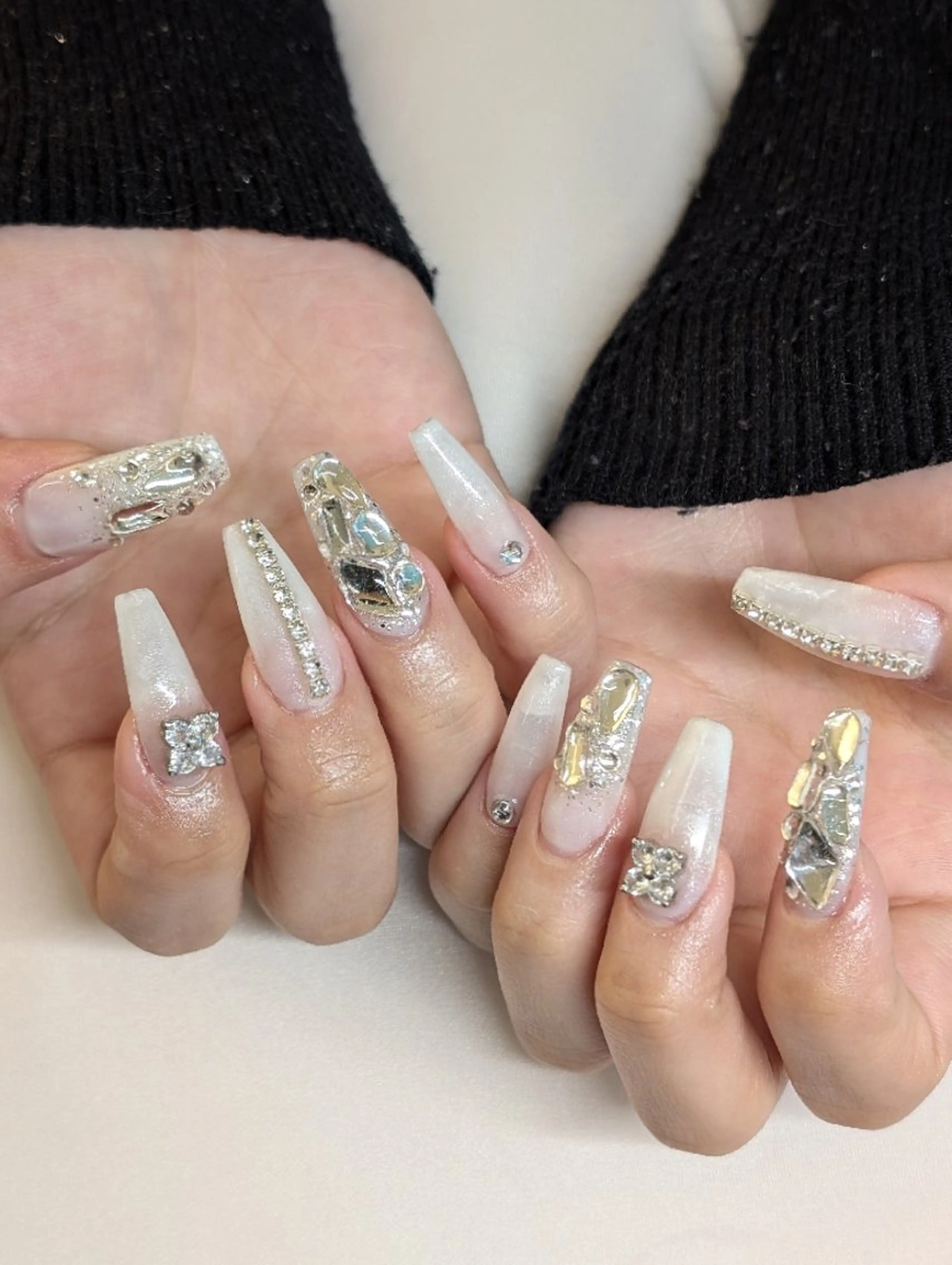 ネイル ハンドネイル salon iris 🦋北広島市大曲のネイルデザイン