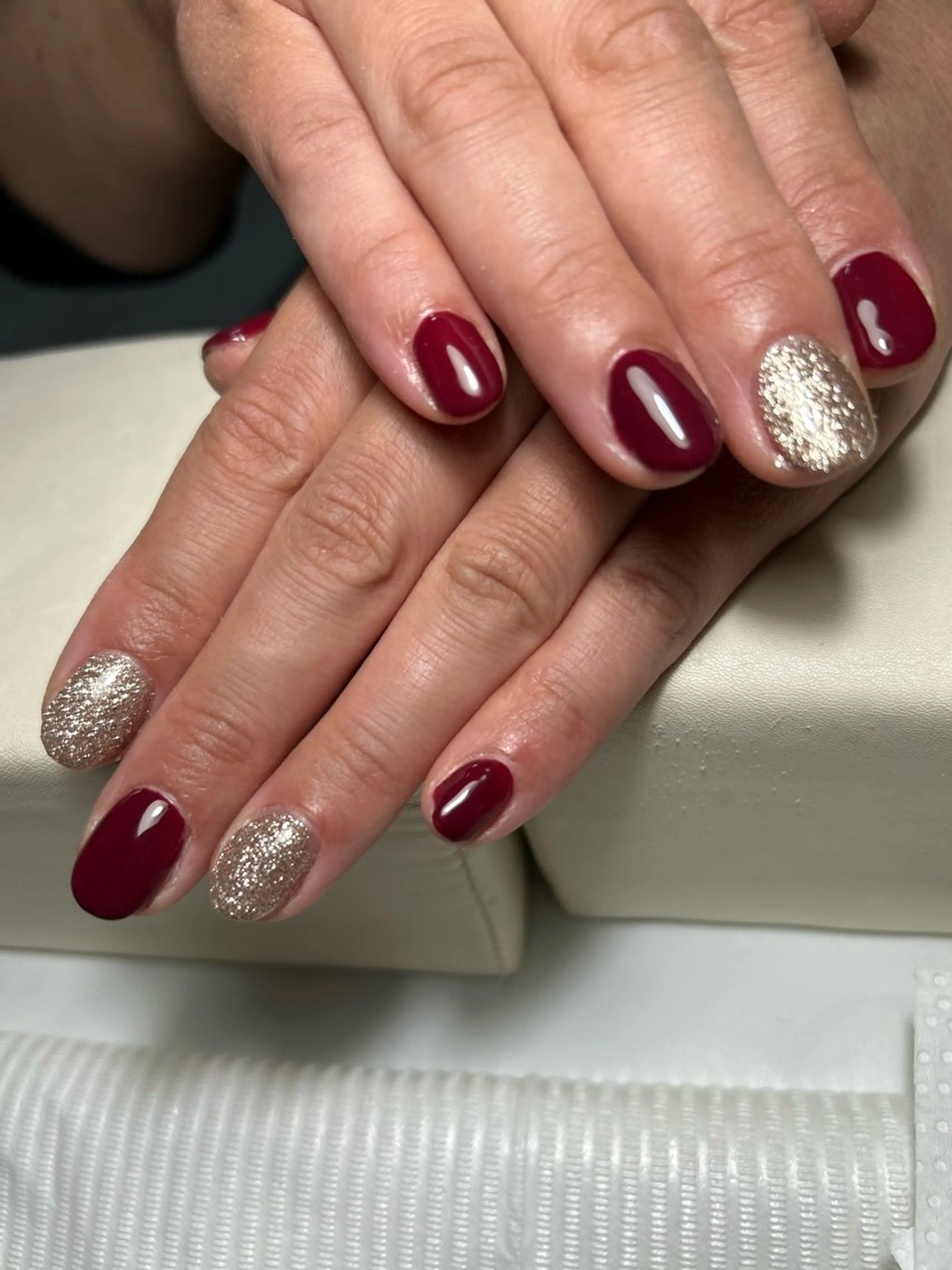 ネイル グラデーション ラメ(グリッター) ラメグラデーション ワンカラーネイル 冬ネイル nail mor-ネイルモア-藤が丘店所属・nail mor. 藤が丘店　ふかだのネイルデザイン