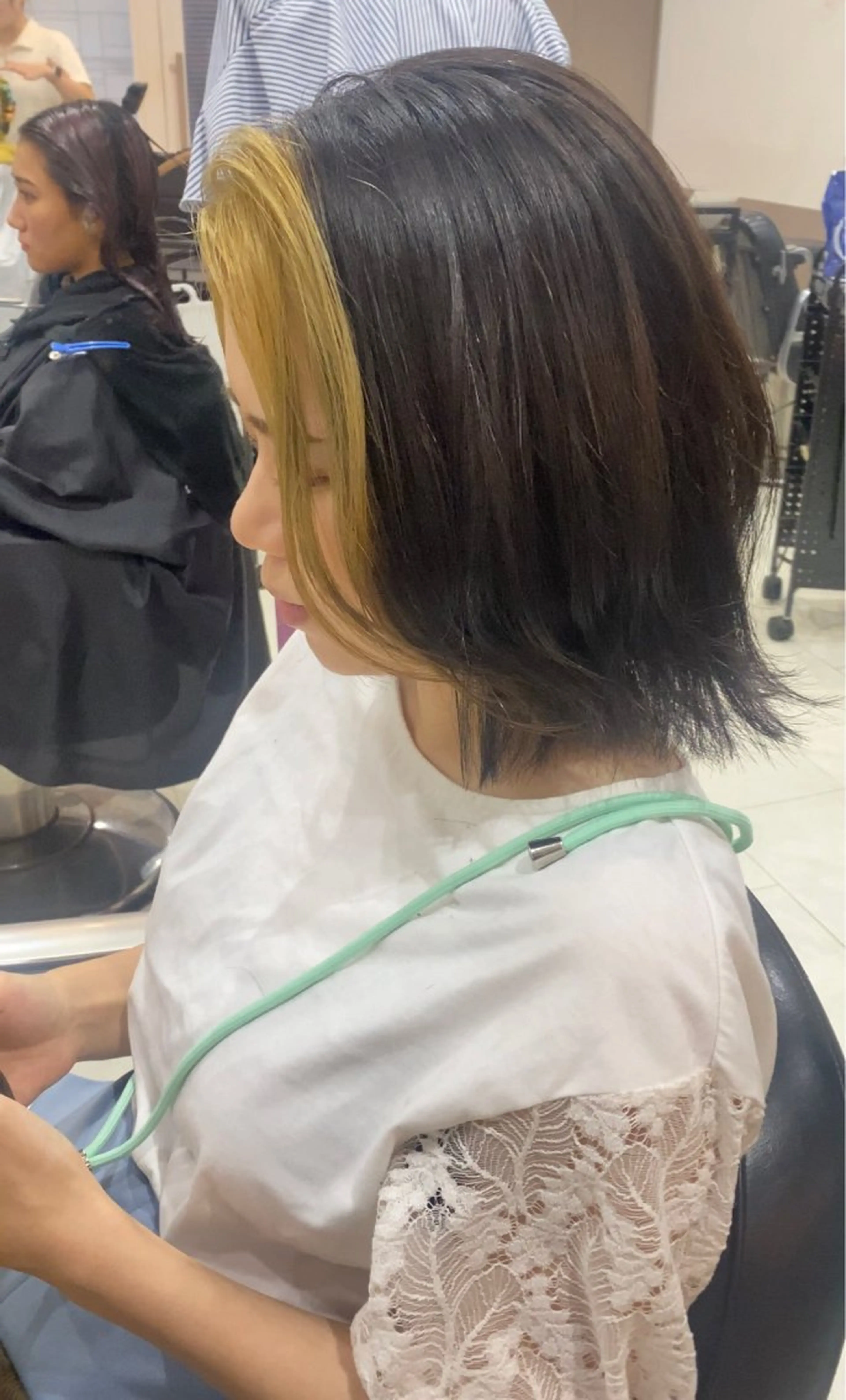 ミディアム ミストバング カット ヘアカラー トリートメント トップスタイリスト 江口 稜亮のヘアスタイル