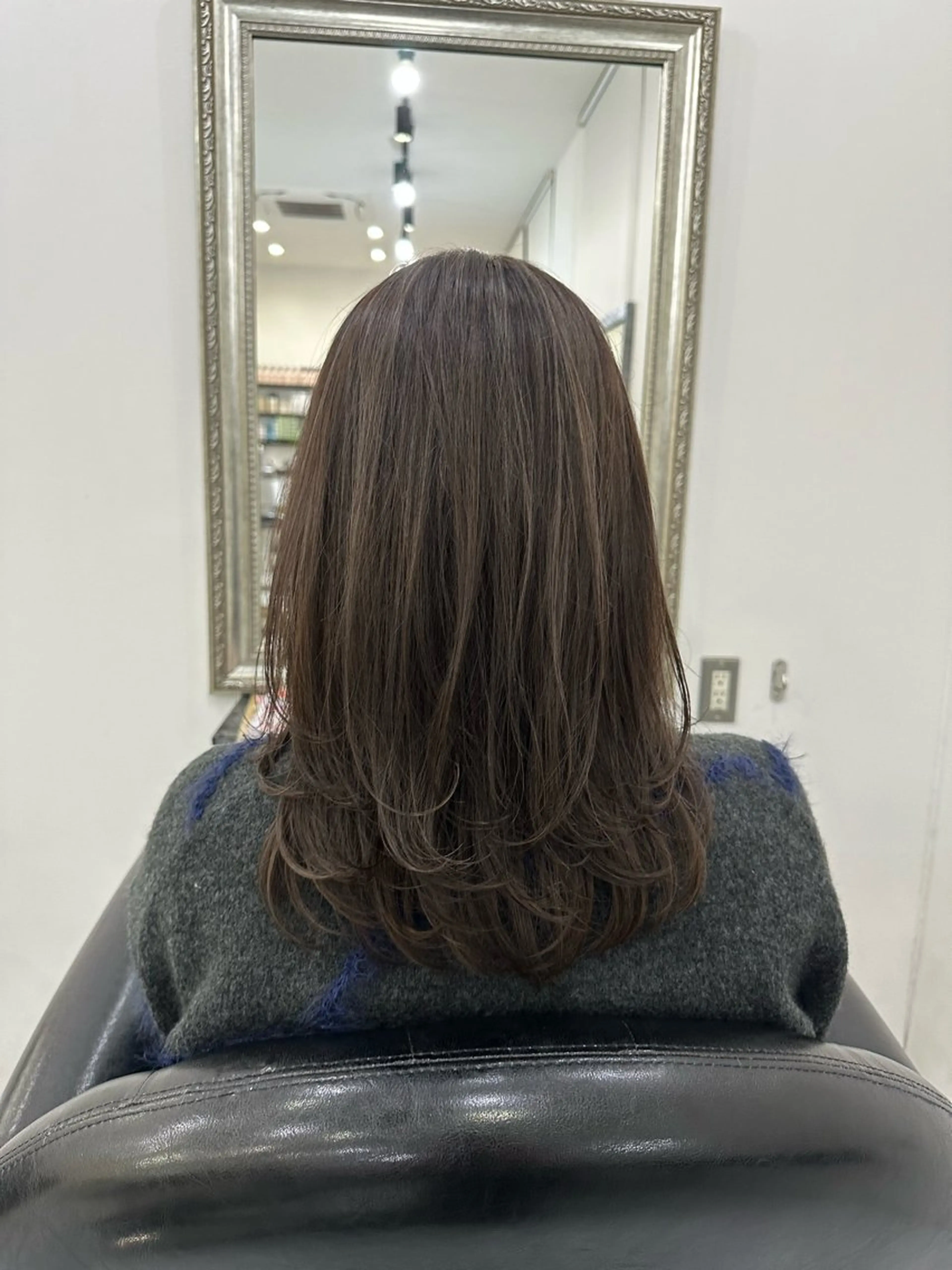 ミディアム カラー ブリーチ ハイライトカラー ハイライト マイ/カットモデル /暖色カラーのヘアスタイル