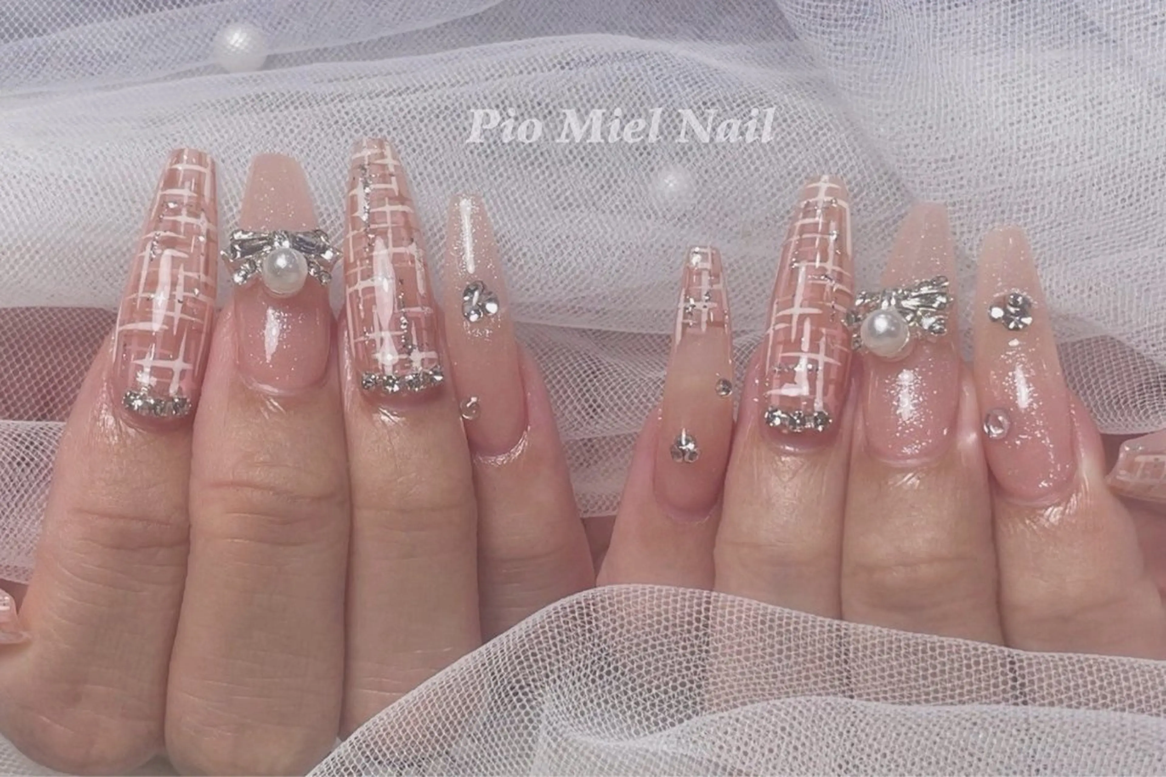 ネイル フレンチネイル 韓国ネイル ニュアンスネイル ワンカラーネイル ピンク ハンドネイル HANA 長さだしのネイルデザイン