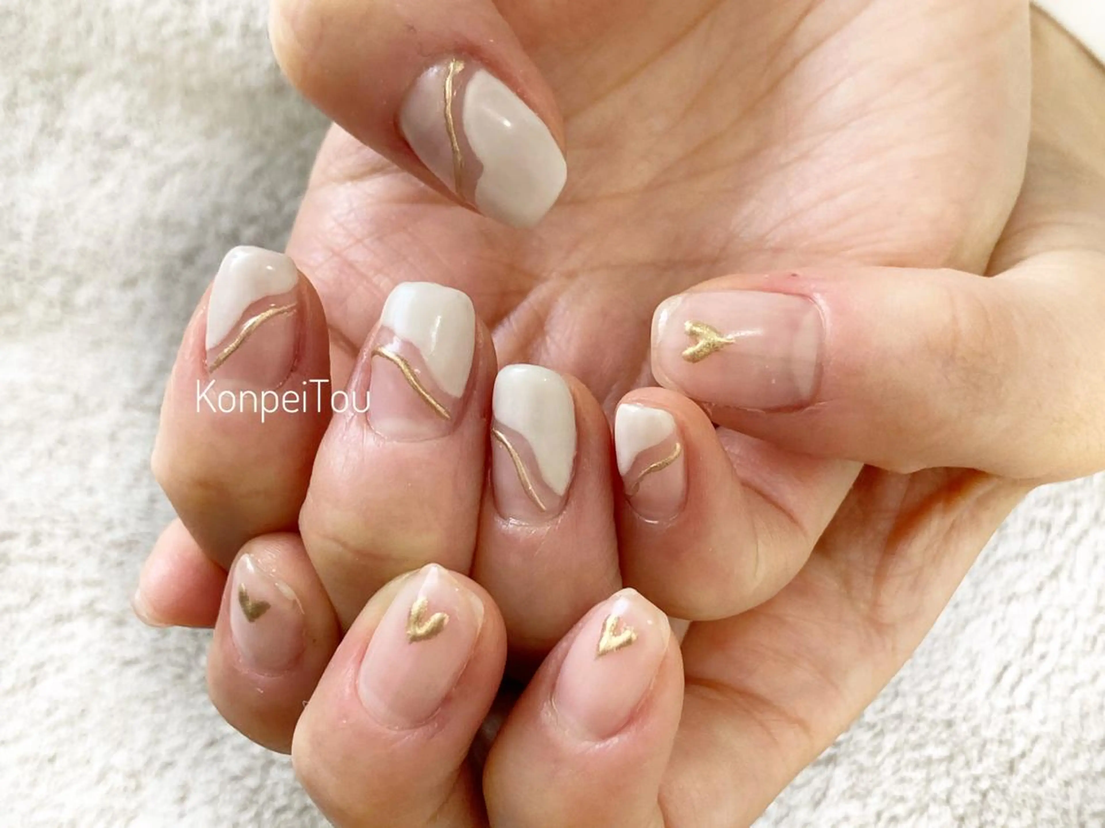 ネイル アートネイル フレンチネイル ハート 韓国ネイル ハンドネイル おうちのネイルサロン　konpeiTou〜こんぺいとう〜所属・おうちのネイルサロン KonpeiTouのネイルデザイン