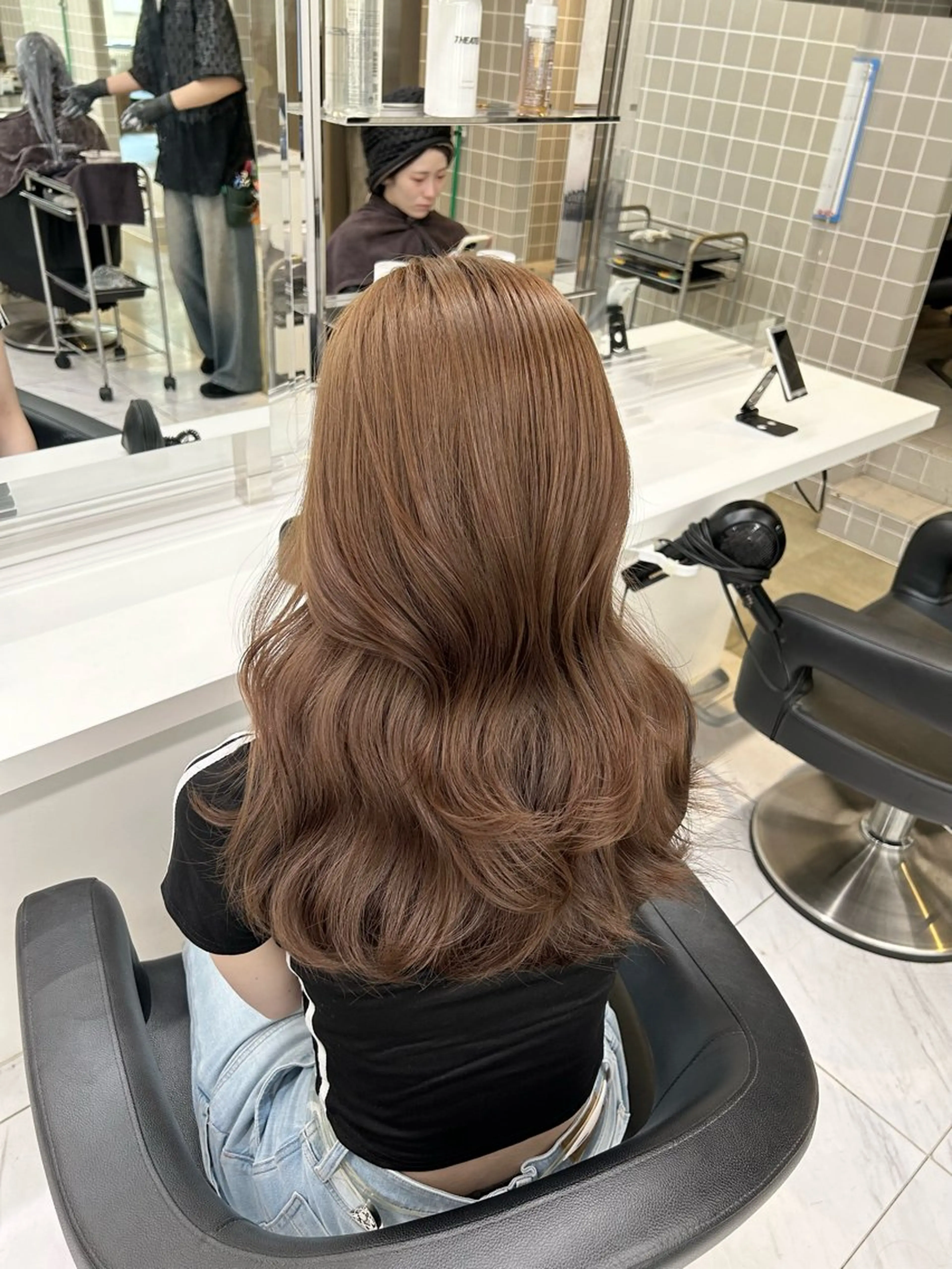 カラー ヘアカラー トリートメント 透明感ベージュ🤎 ナチュラルレイヤーのヘアスタイル