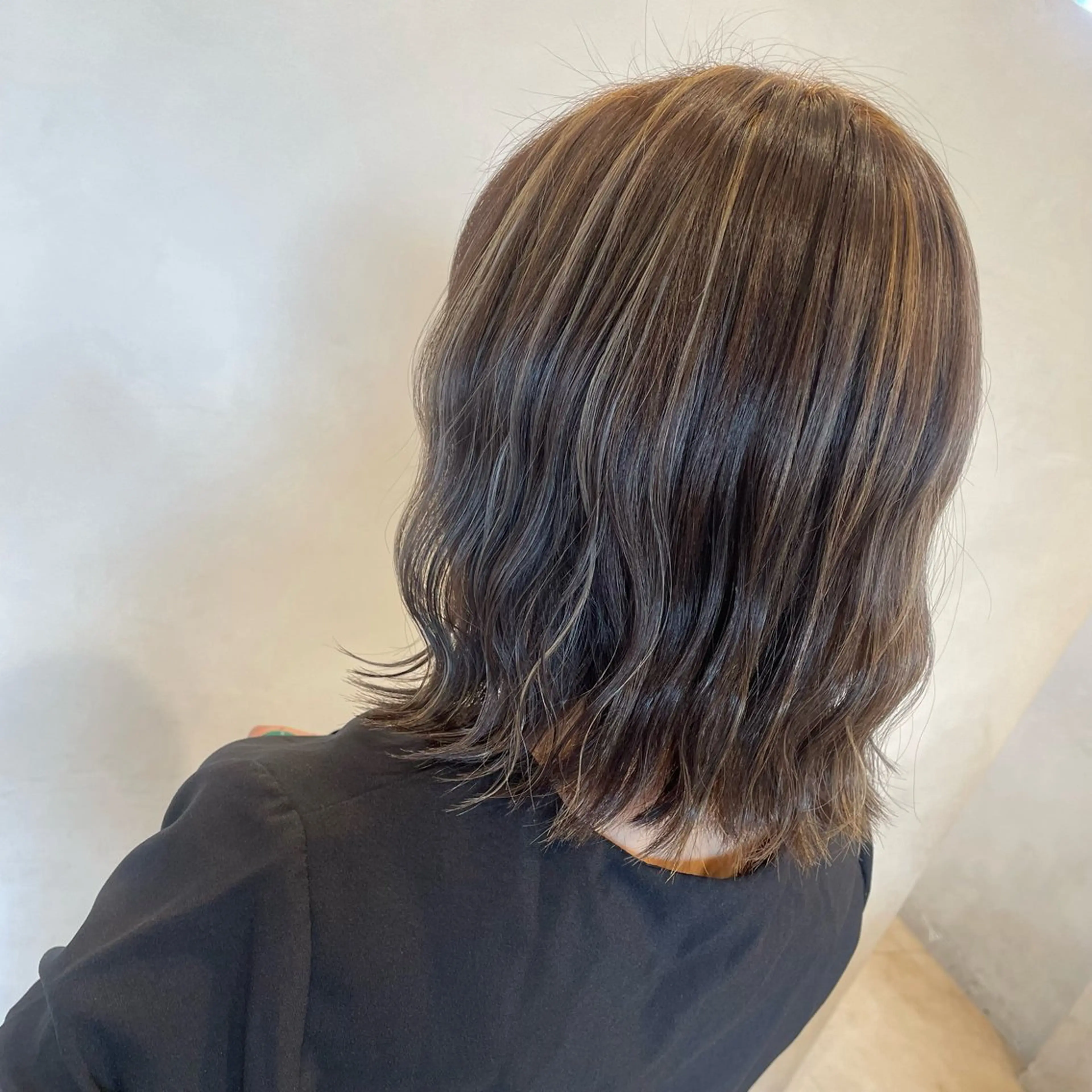 ミディアム カラー ハイライトカラー ハイライト ヘアカラー トリートメント ❁⃘ ち だ り さ ❁⃘のヘアスタイル