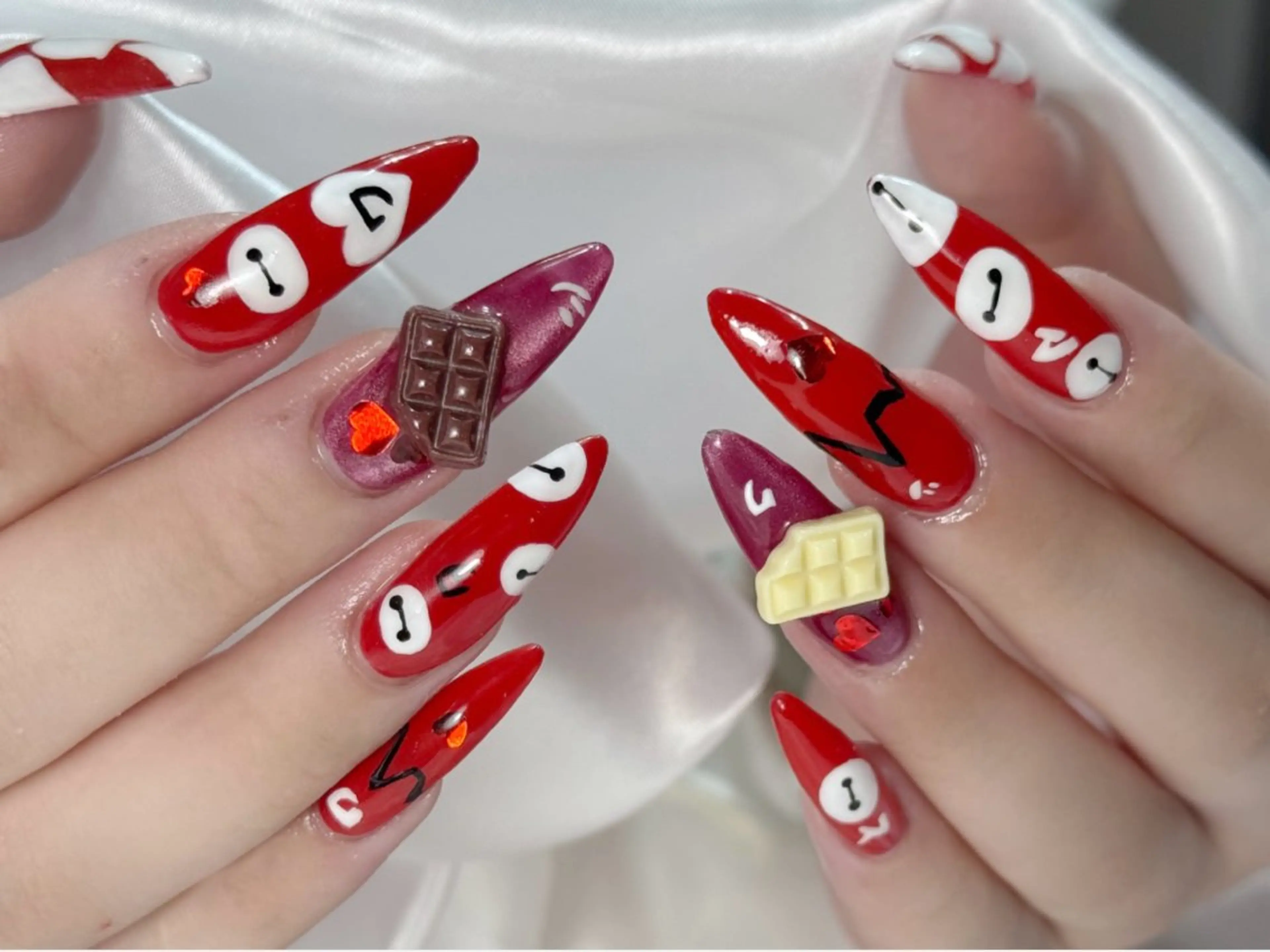 ネイル バレンタイン LinoTino nailのネイルデザイン