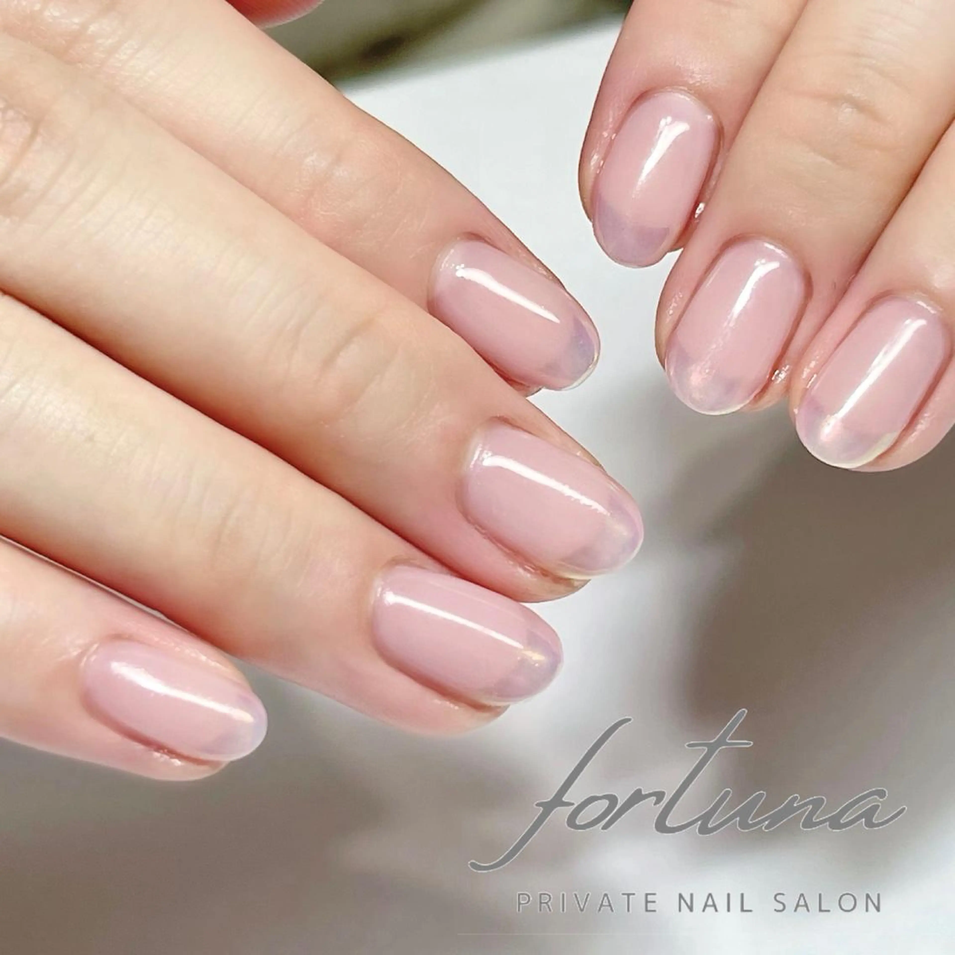 ネイル オーロラネイル フレンチネイル シンプルネイル ハンドネイル fortuna 武藤裕美のネイルデザイン