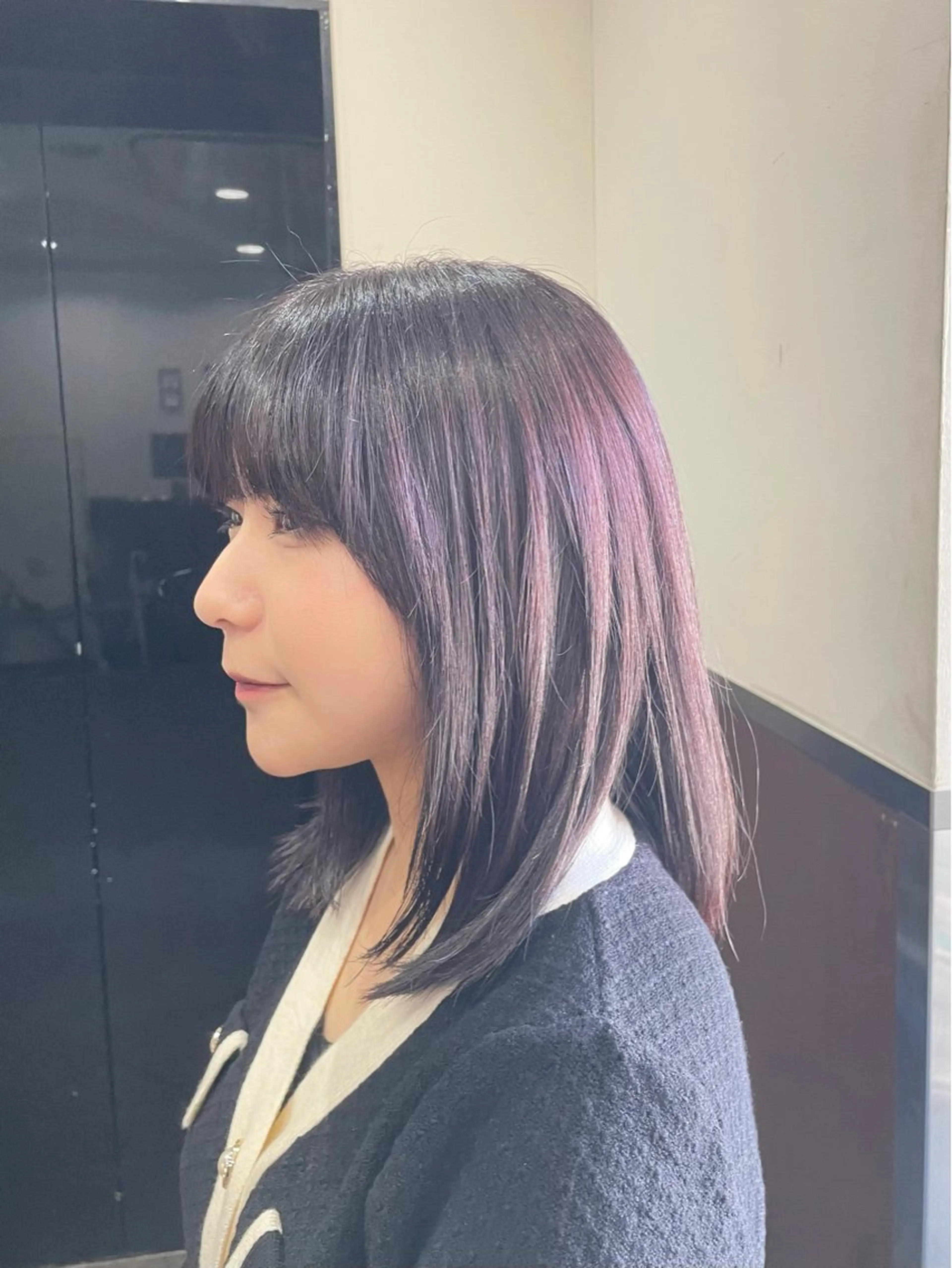 ミディアム 𝐚𝐨𝐢/カット /パーマモデルのヘアスタイル