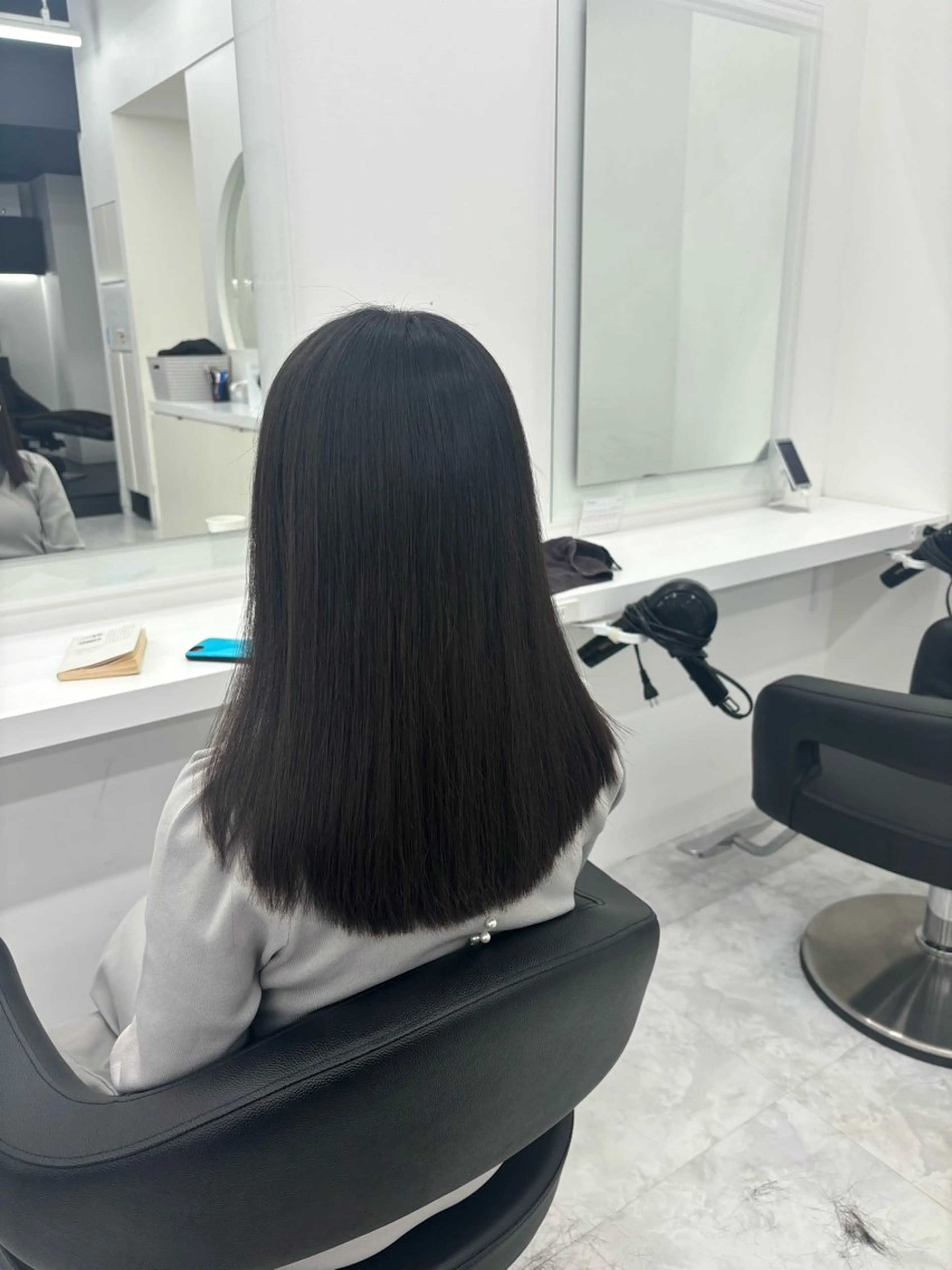 セミロング カラー ヘアカラー トリートメント 🤍レイヤー/顔周り /hirari🤍のヘアスタイル